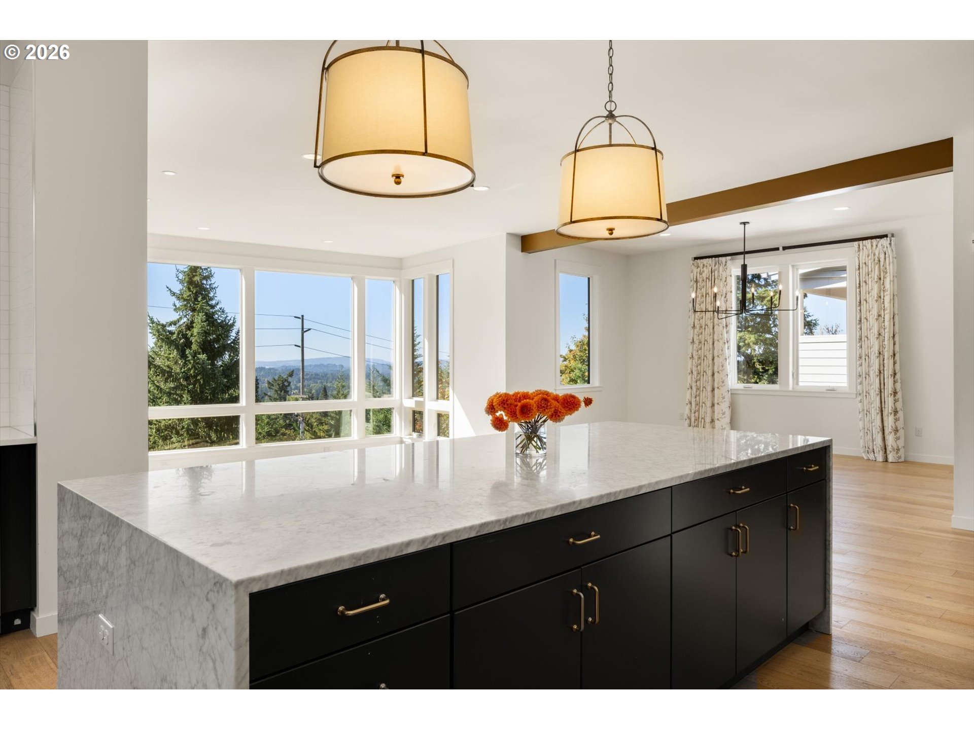 3718 SW HILLSIDE DR, Portland, OR, 97221