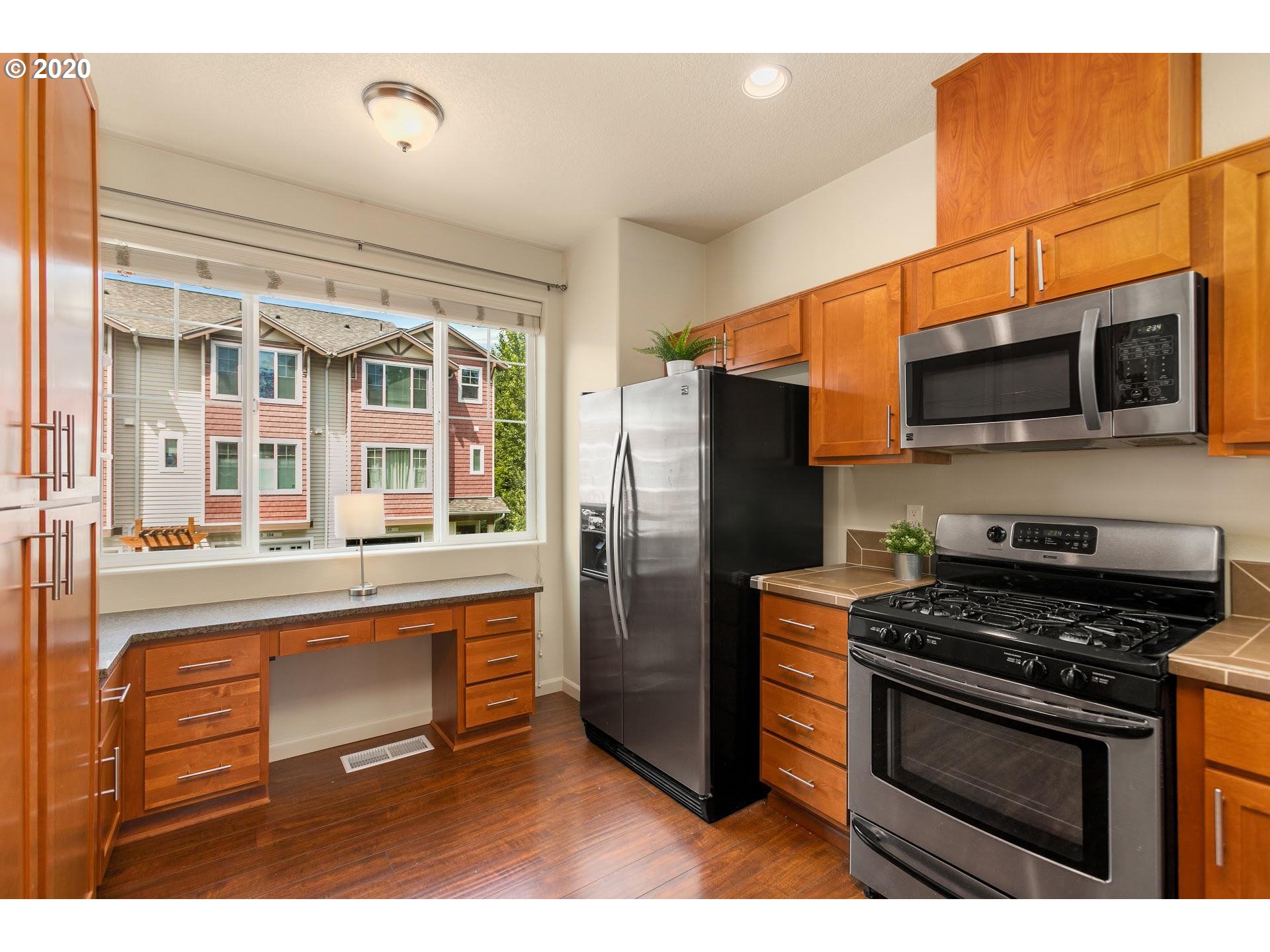 Photo #3: 20428452 Listing 