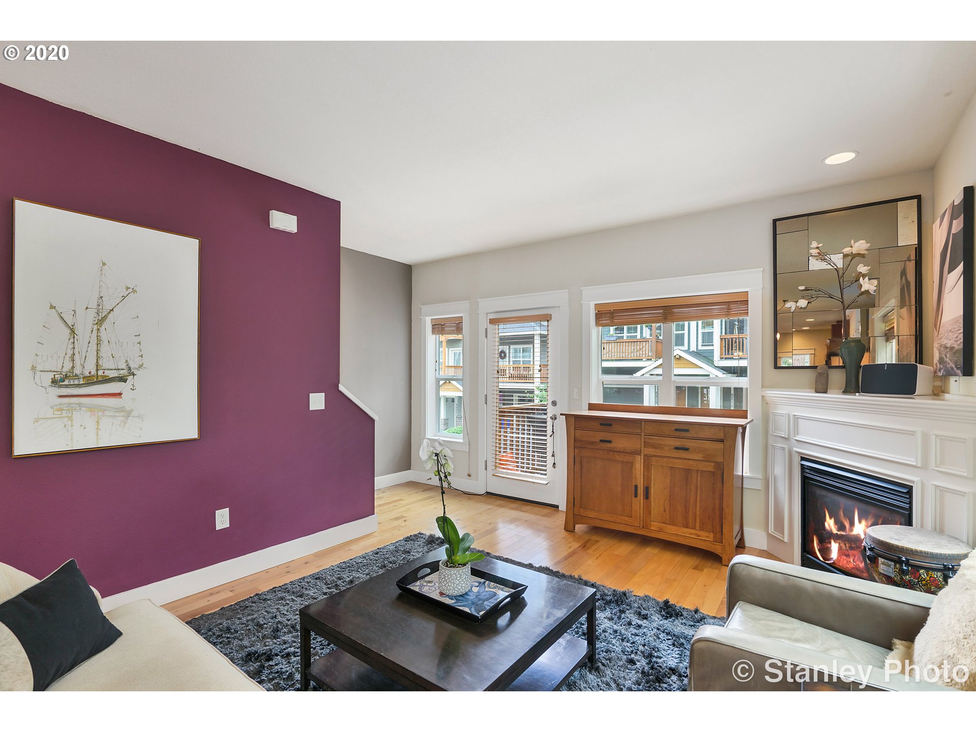 Photo #5: 20431175 Listing 