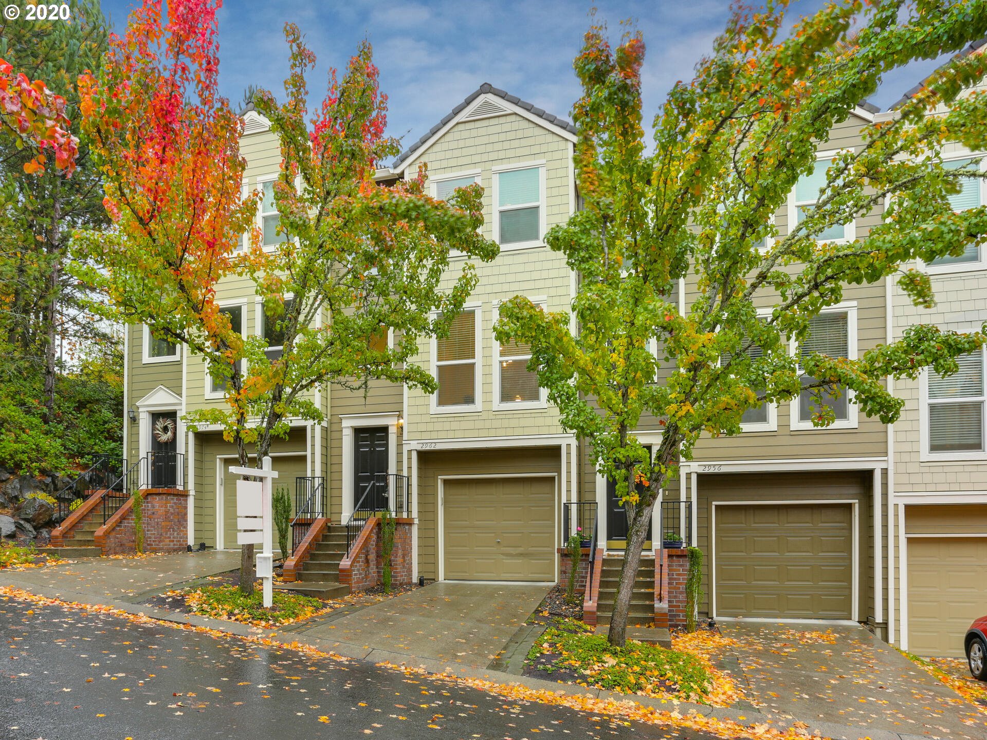 Photo #6: 20432572 Listing 