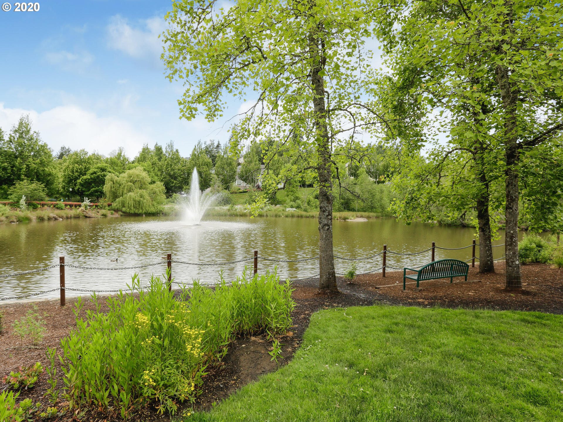 Photo #2: 20432572 Listing 