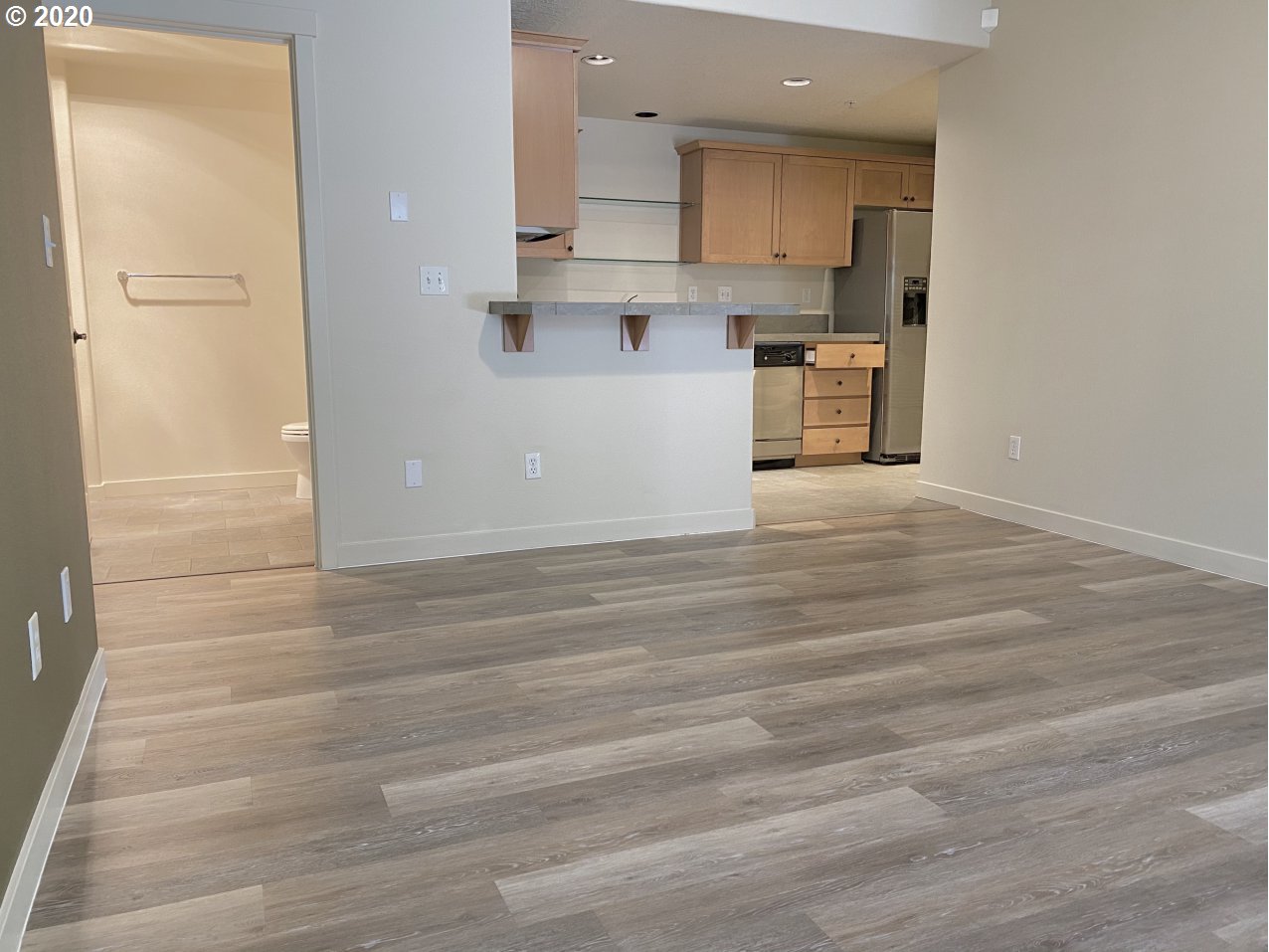 Photo #6: 20435425 Listing 