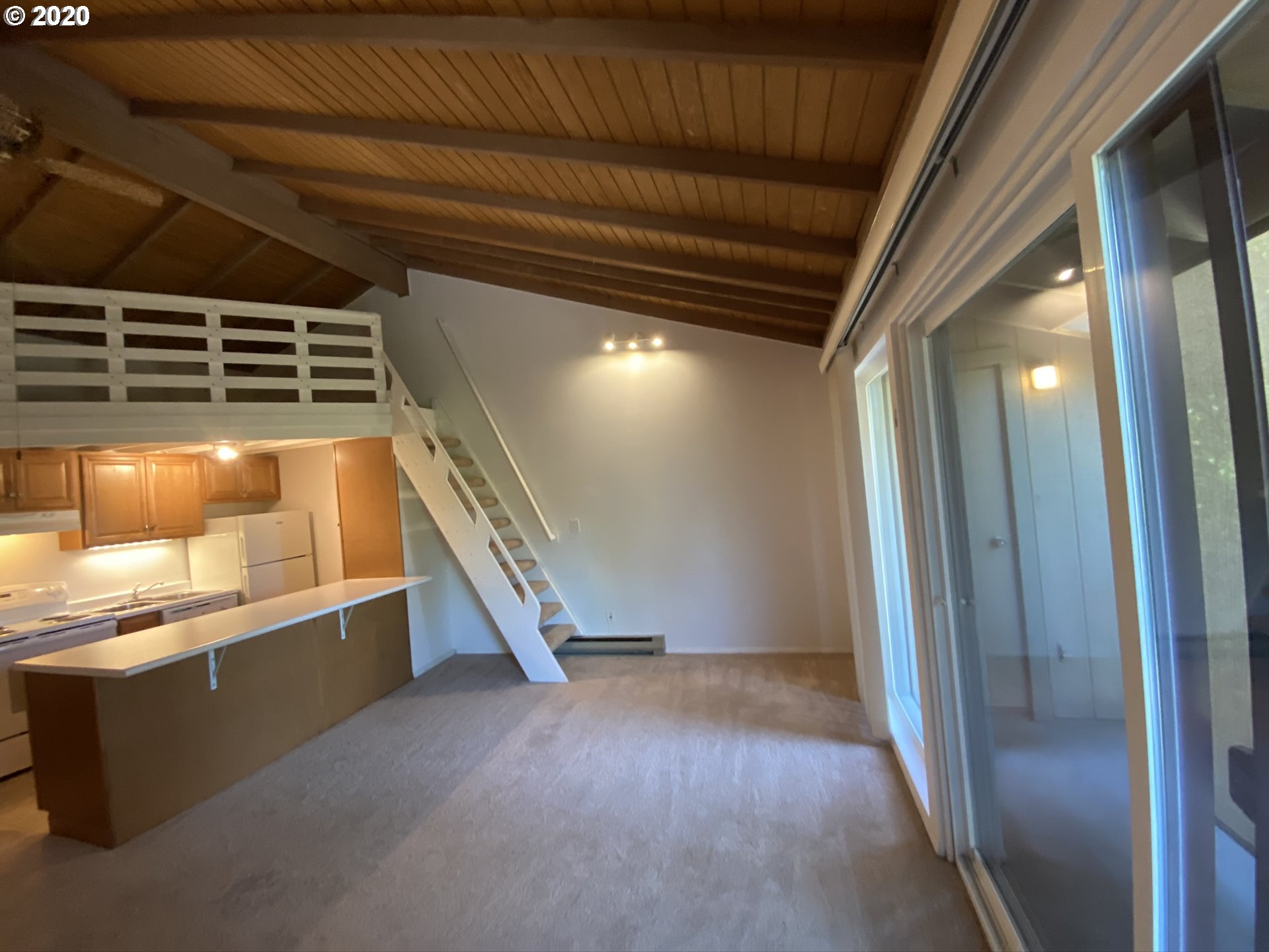 Photo #3: 20437859 Listing 