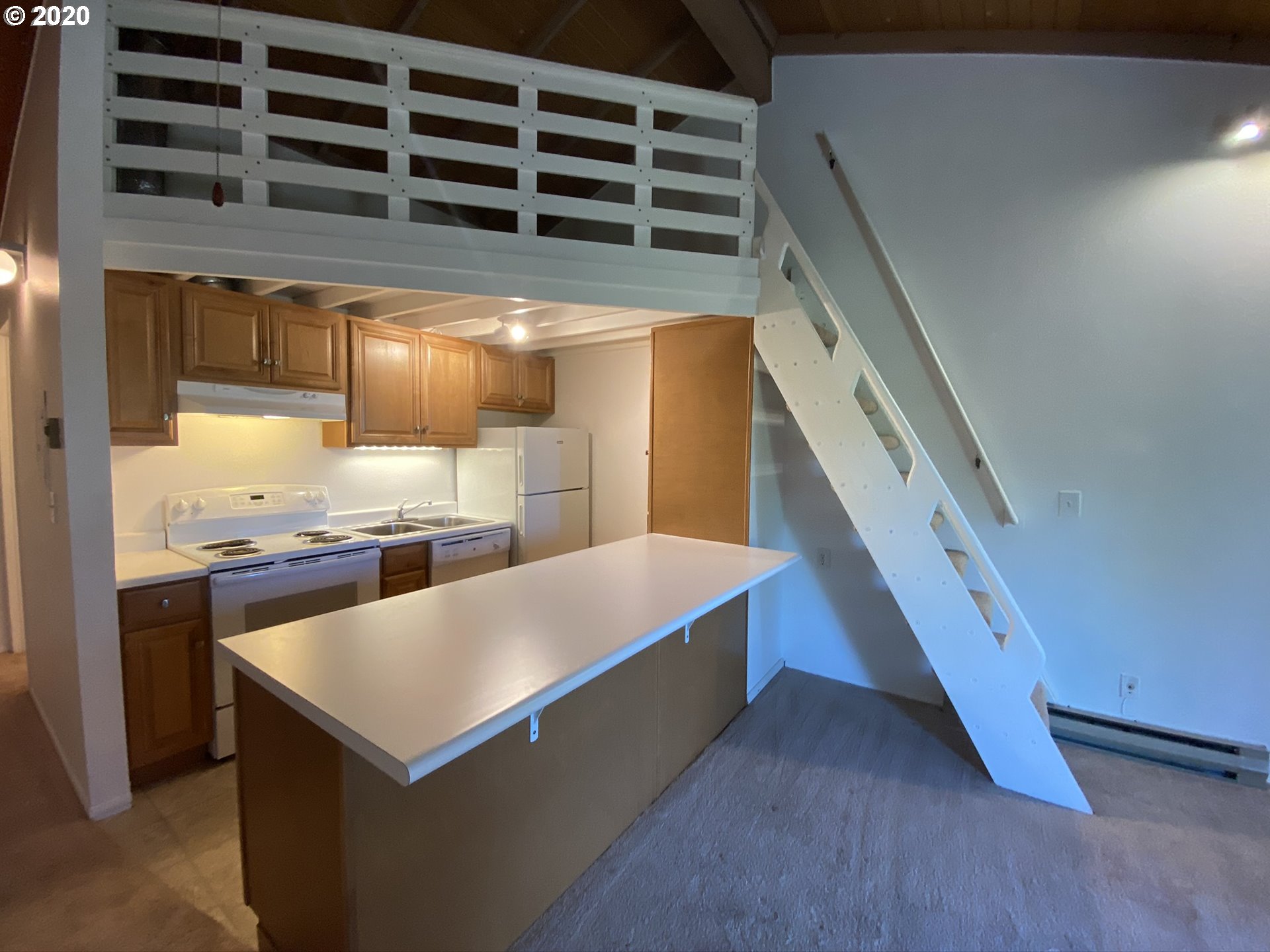 Photo #4: 20437859 Listing 