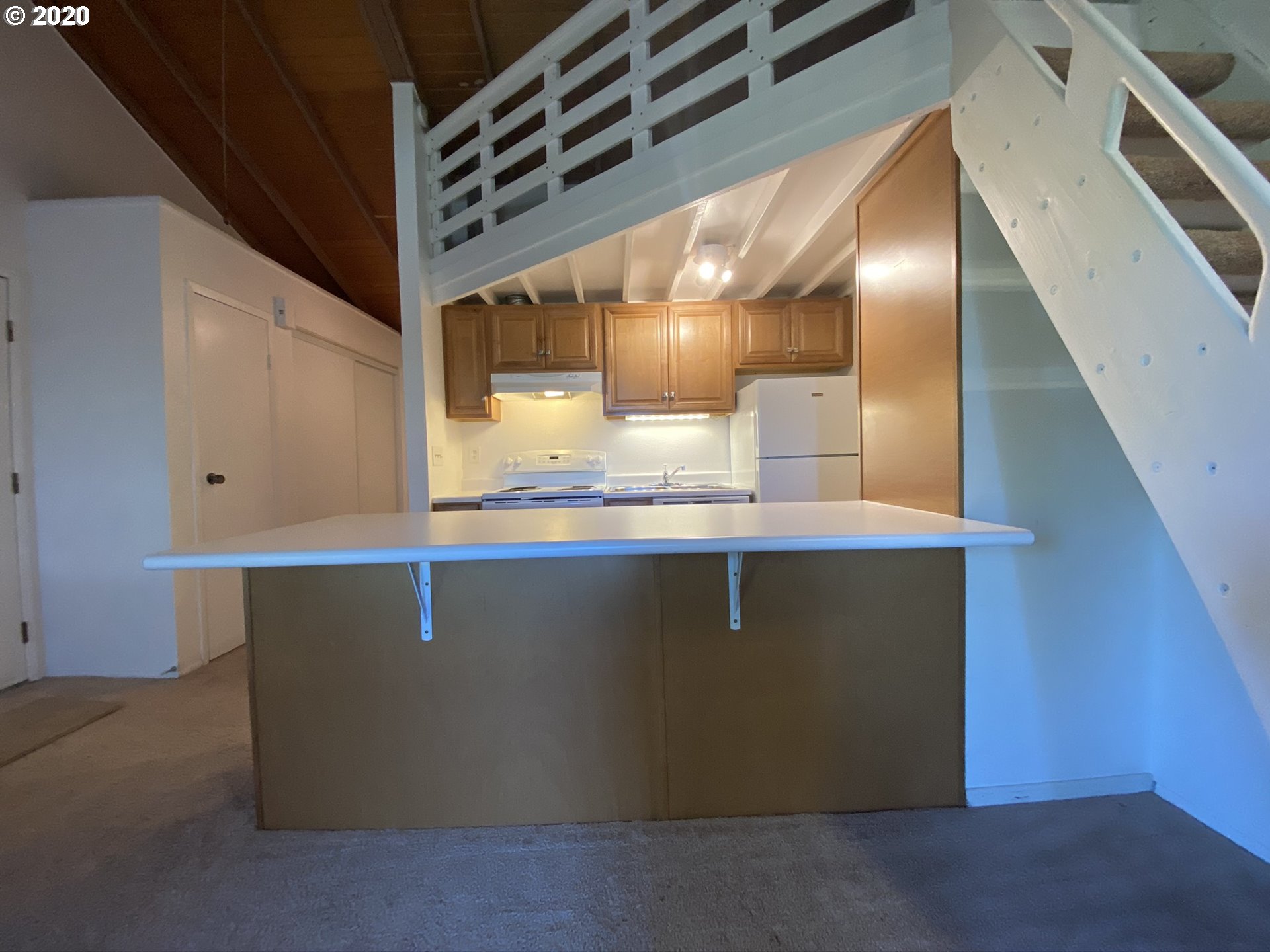 Photo #5: 20437859 Listing 