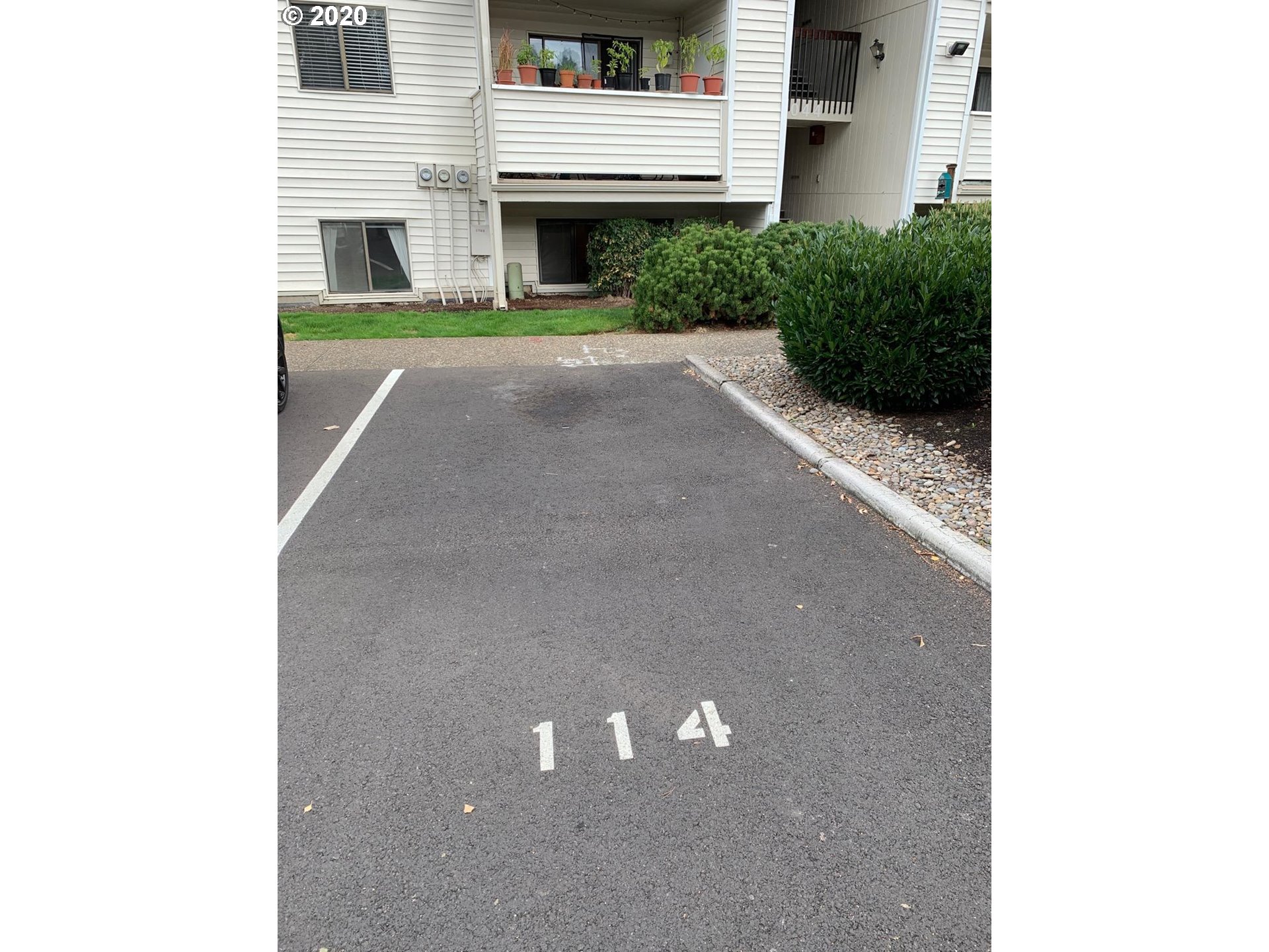 Photo #5: 20437874 Listing 