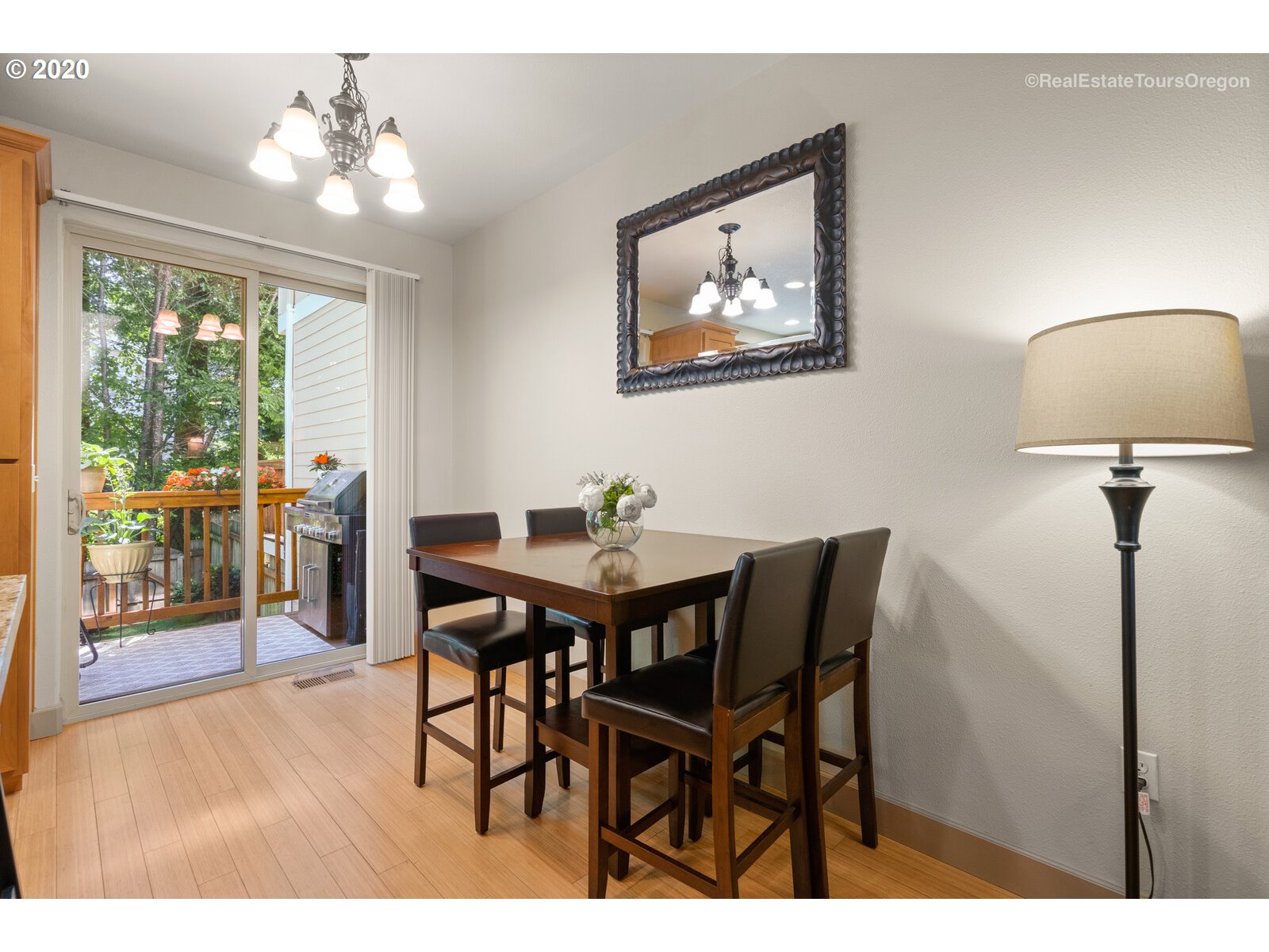 Photo #6: 20440265 Listing 