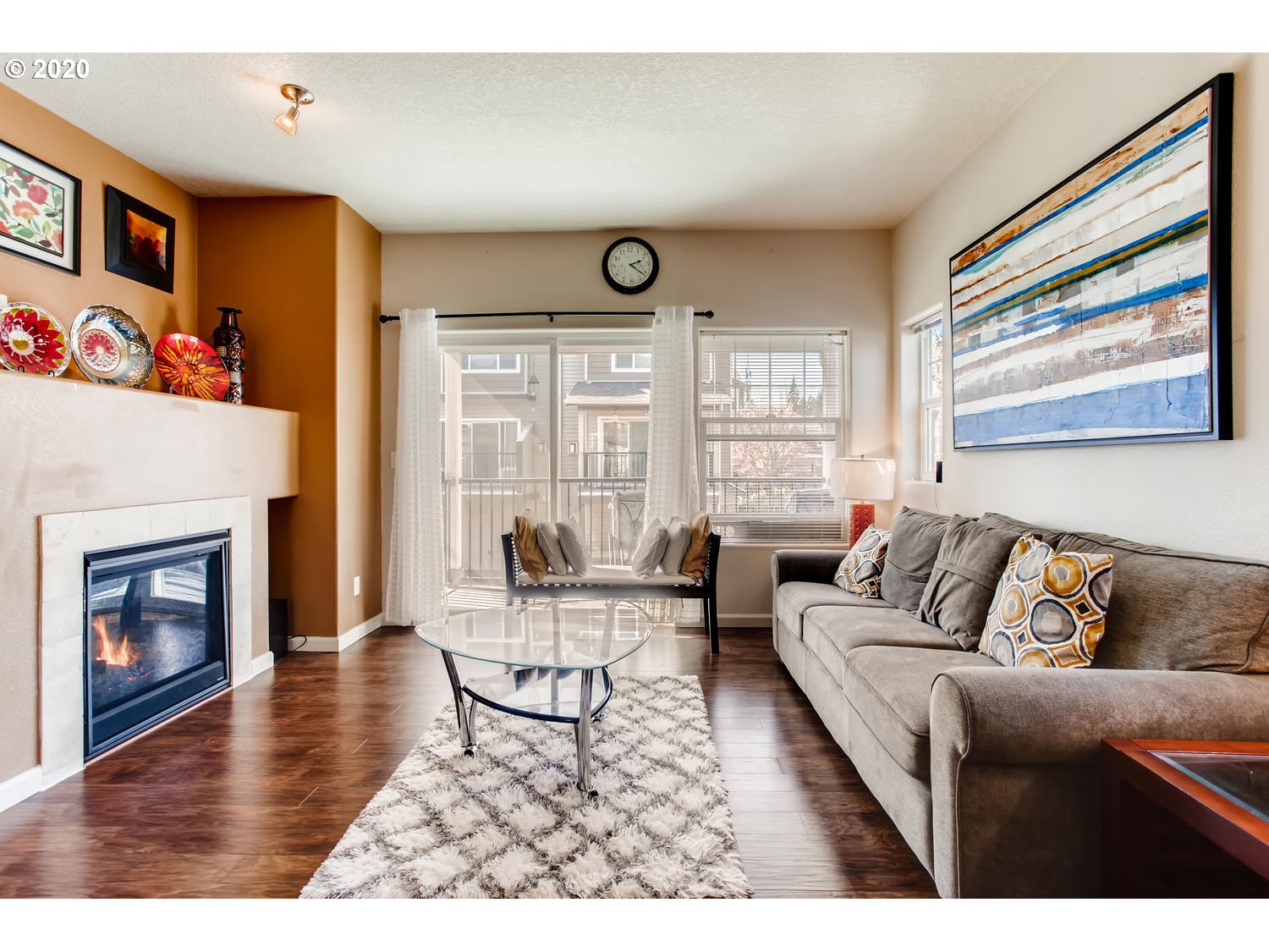 Photo #3: 20442032 Listing 