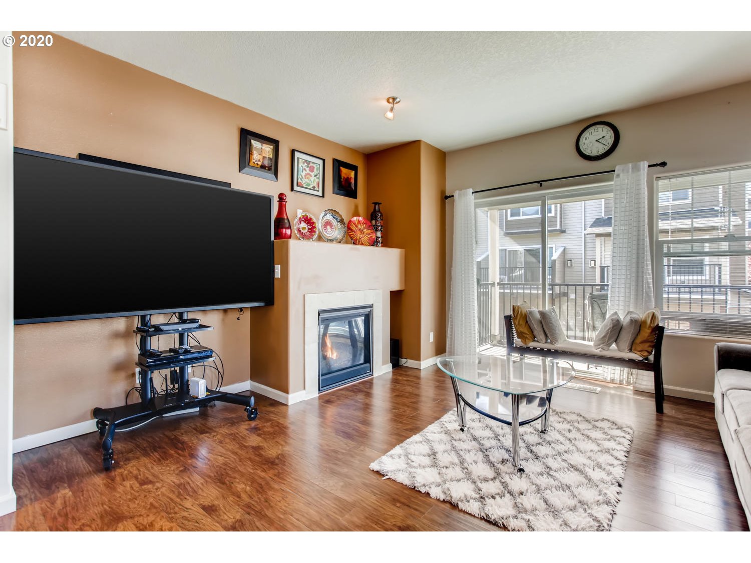 Photo #4: 20442032 Listing 