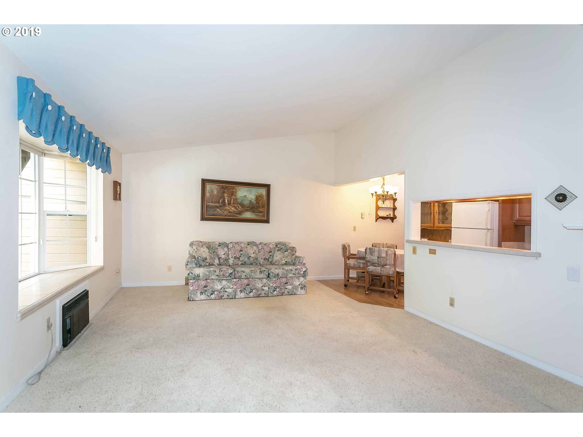 Photo #5: 20448821 Listing 
