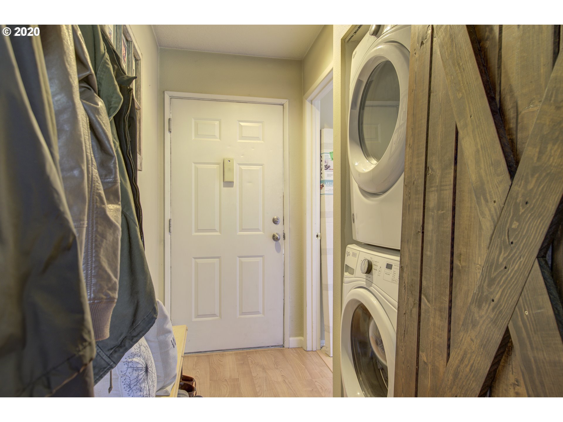 Photo #3: 20450910 Listing 