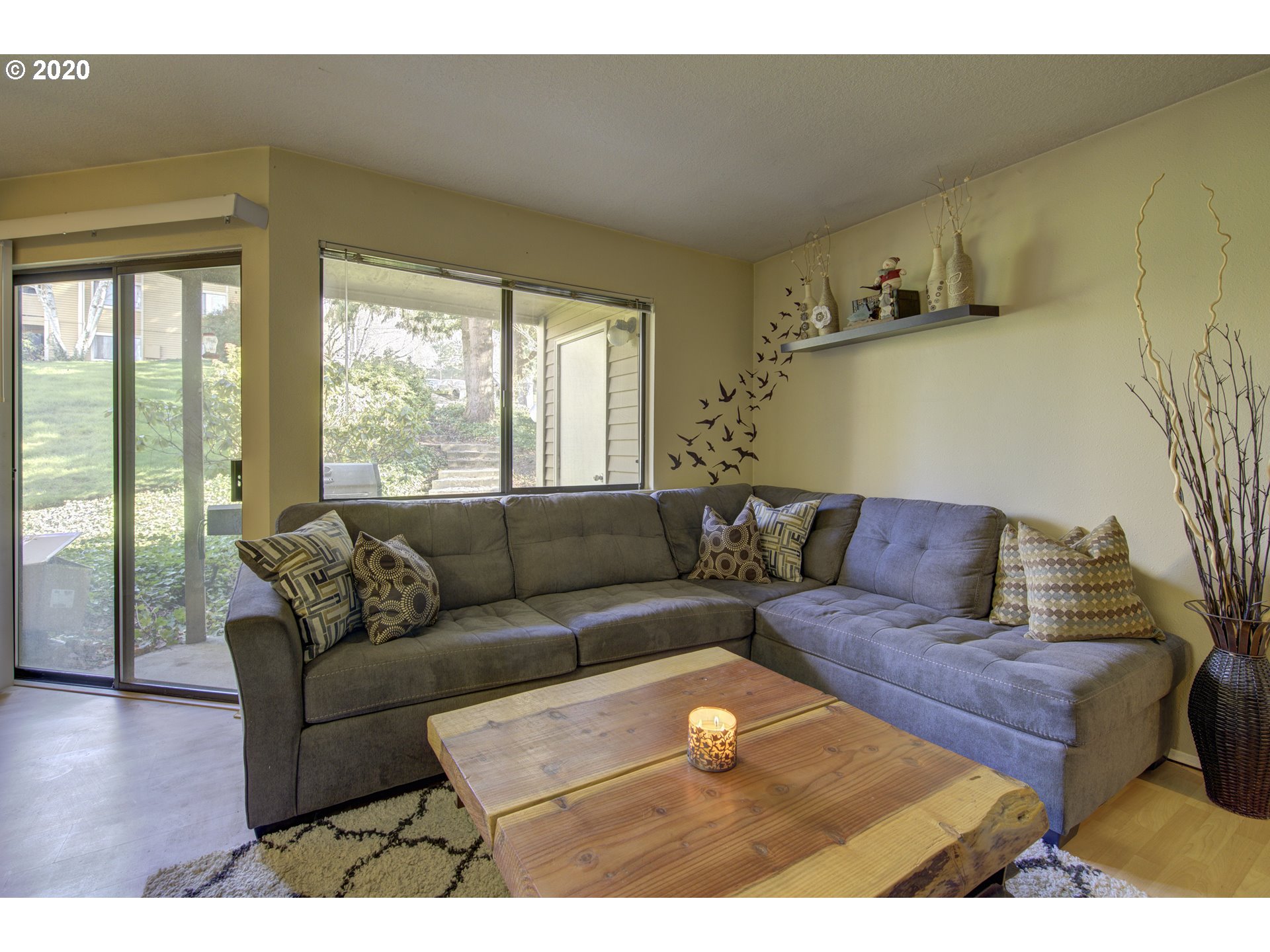 Photo #5: 20450910 Listing 