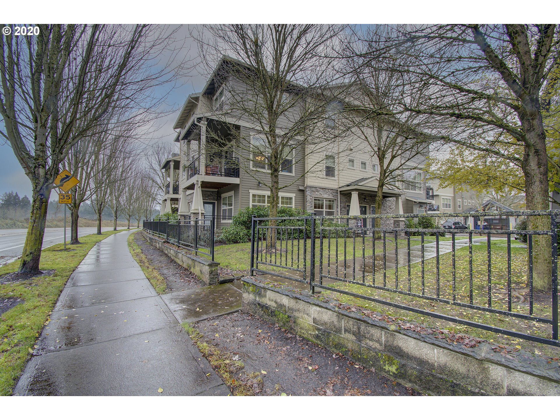 Photo #5: 20450959 Listing 