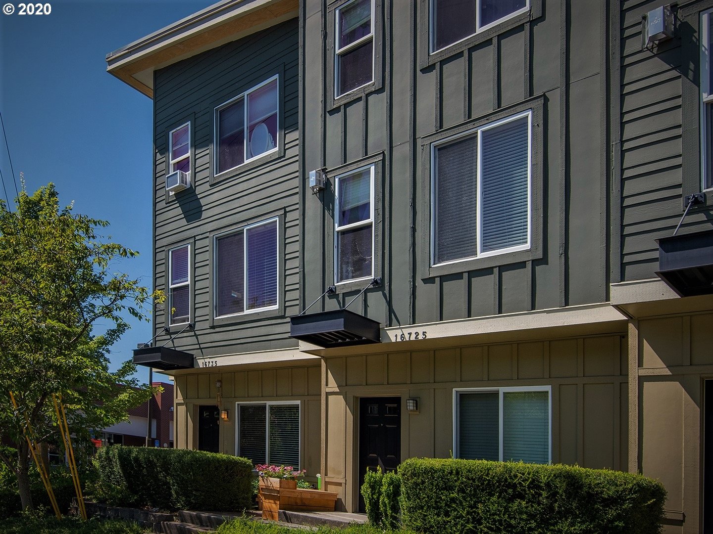 Photo #4: 20454669 Listing 