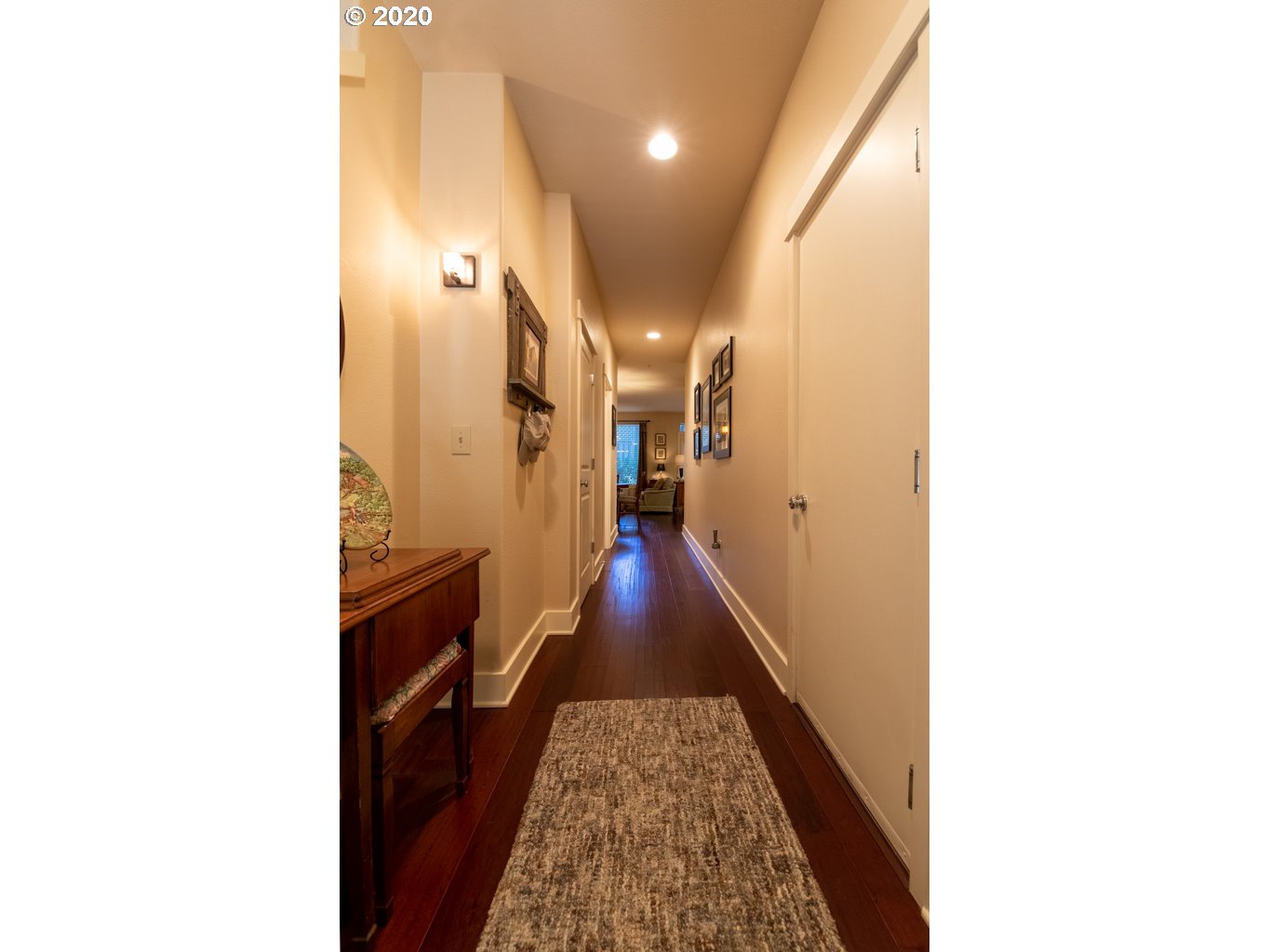 Photo #4: 20454815 Listing 