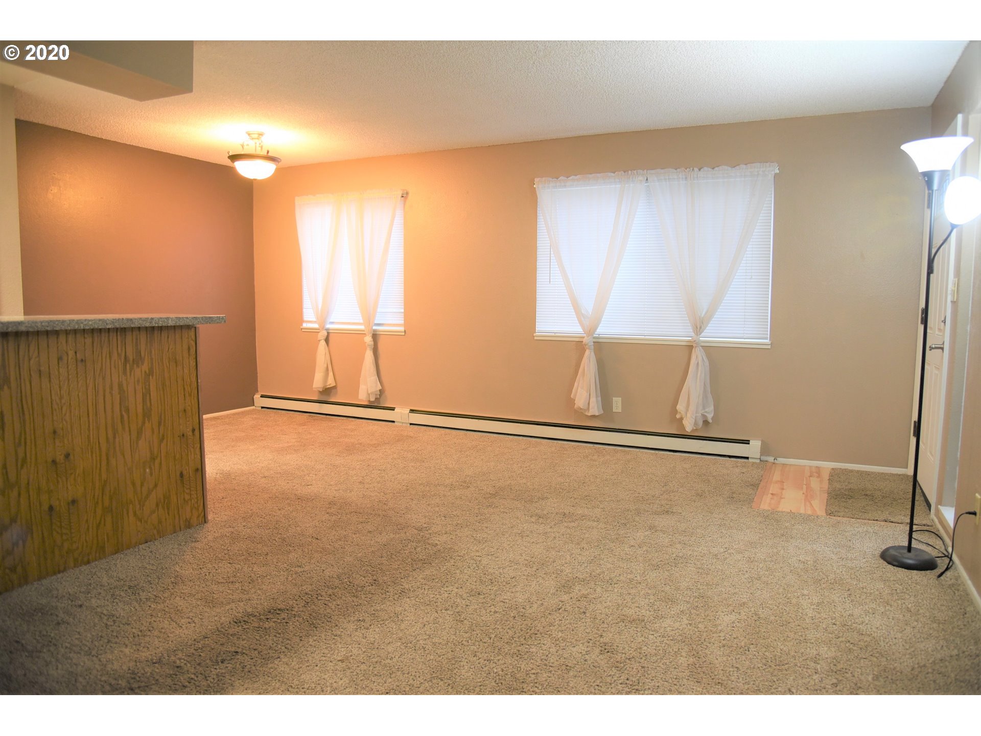 Photo #4: 20461360 Listing 
