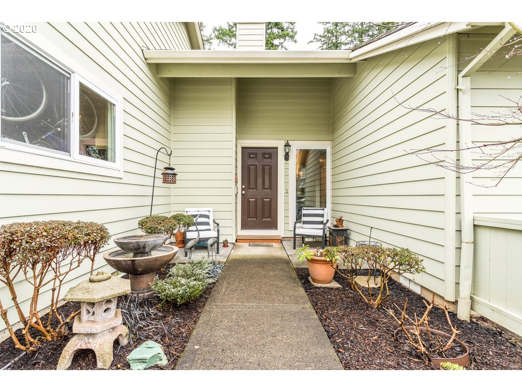 Photo #2: 20462940 Listing 