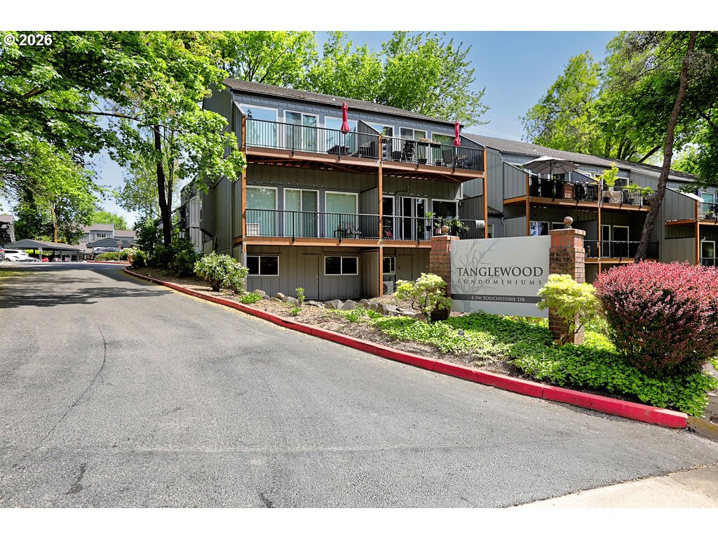 4 TOUCHSTONE UNIT 138, Lake Oswego, OR, 97035