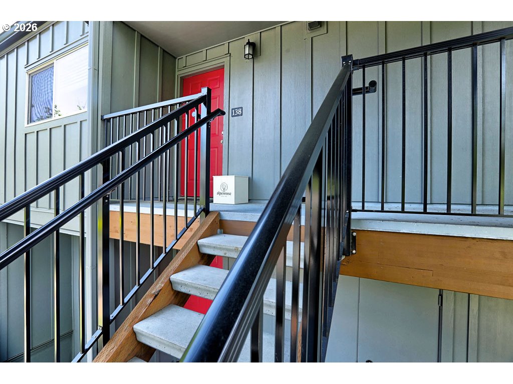 4 TOUCHSTONE UNIT 138, Lake Oswego, OR, 97035