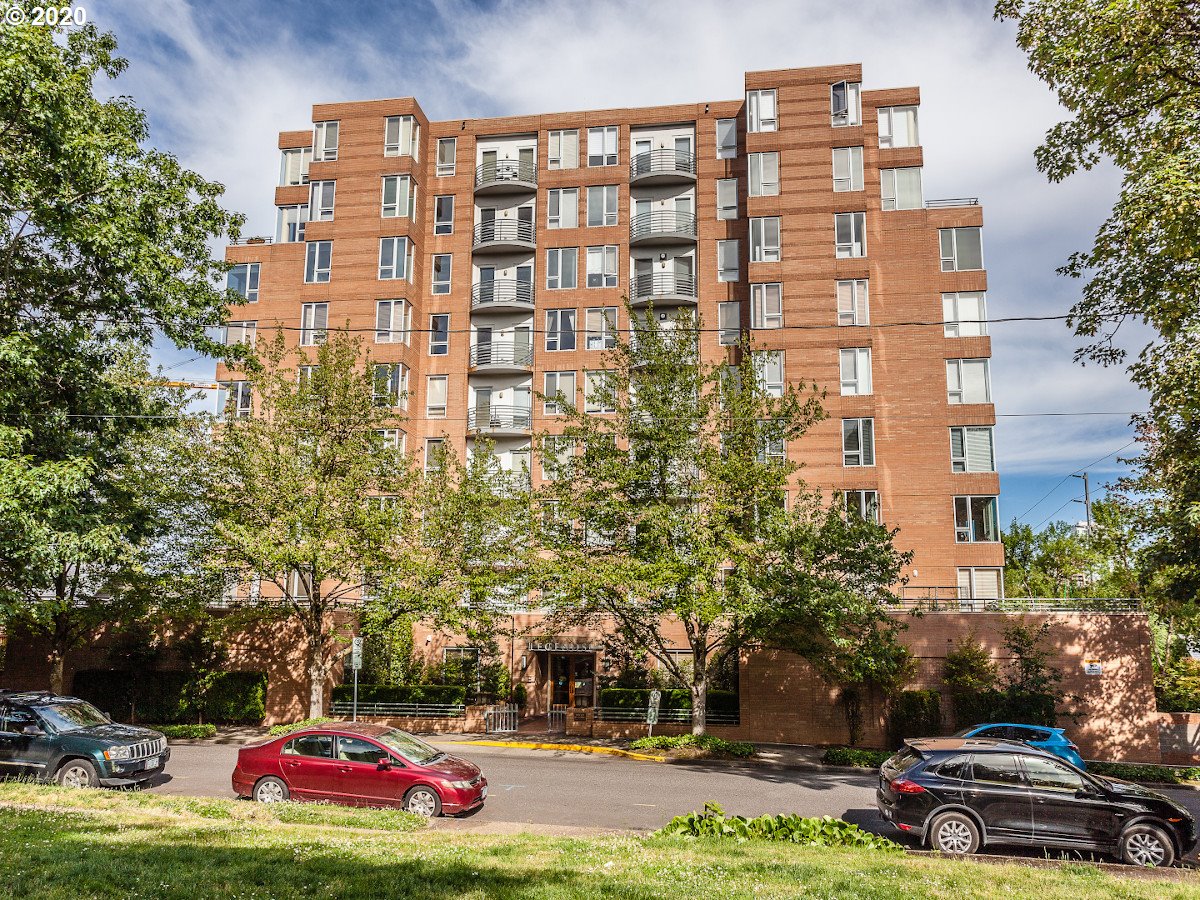 Photo #3: 20465742 Listing 