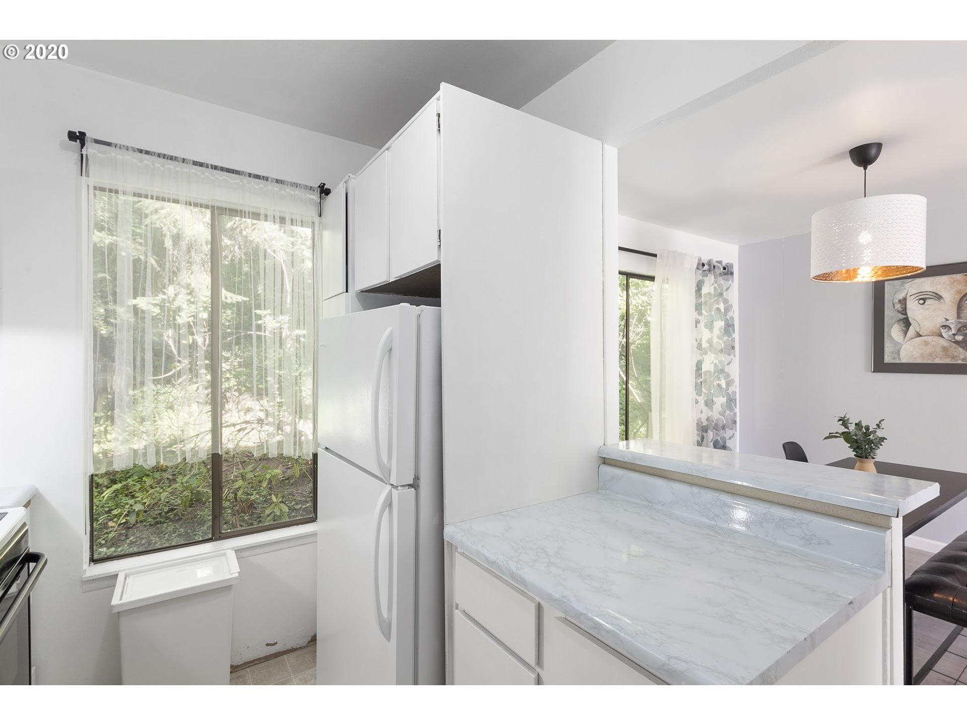 Photo #2: 20466659 Listing 