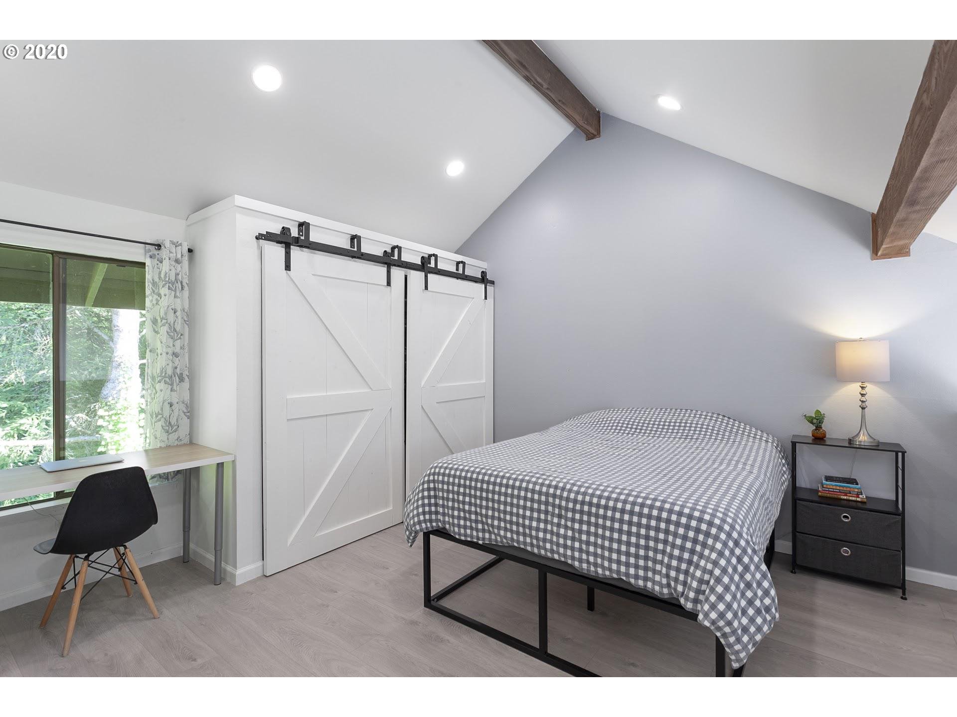 Photo #3: 20466659 Listing 
