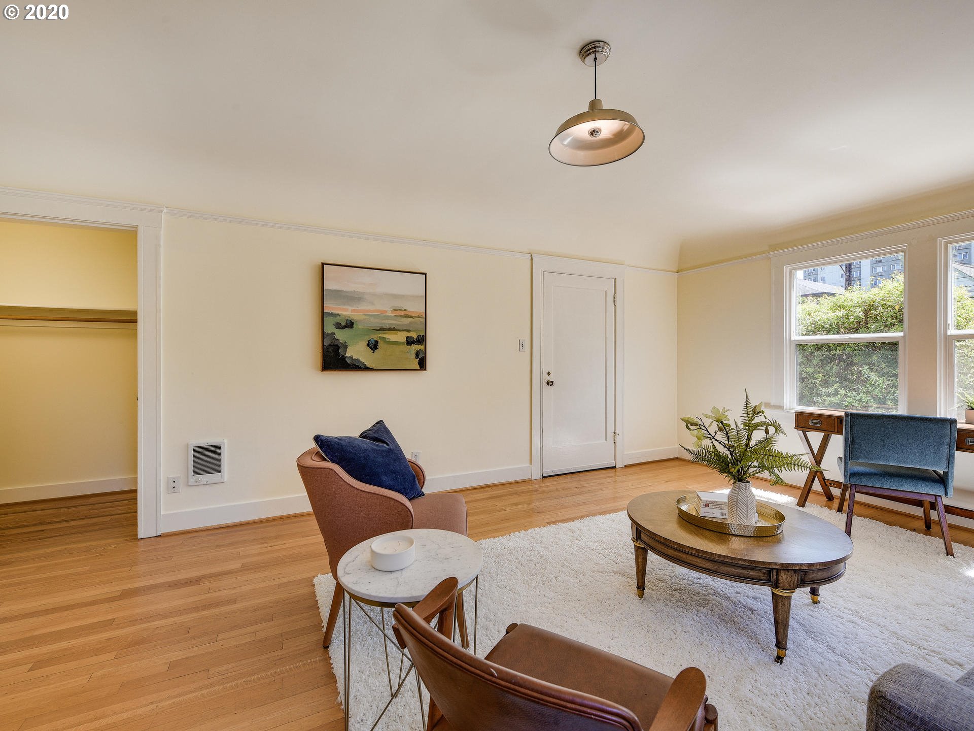 Photo #2: 20468392 Listing 