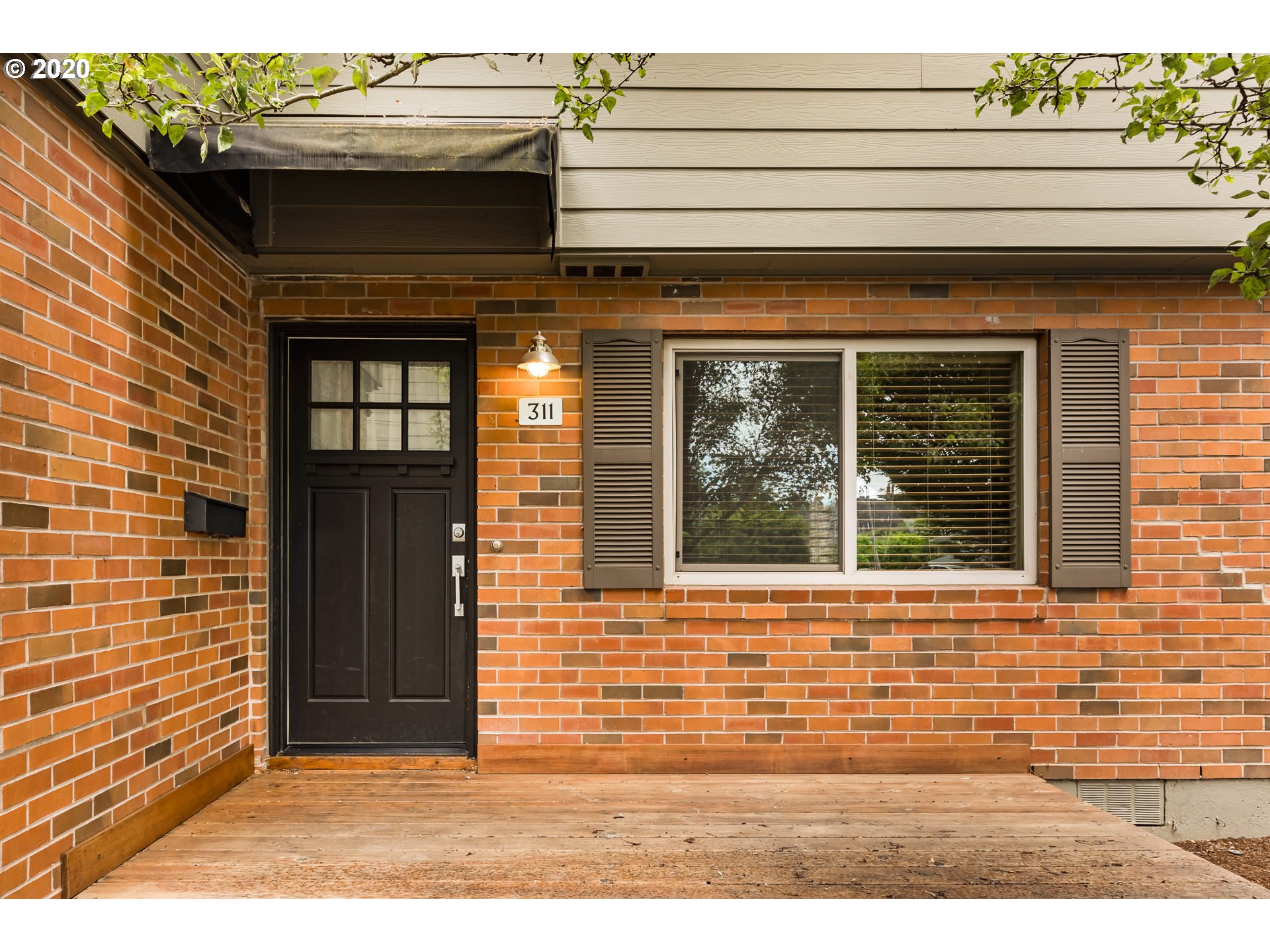 Photo #5: 20469188 Listing 