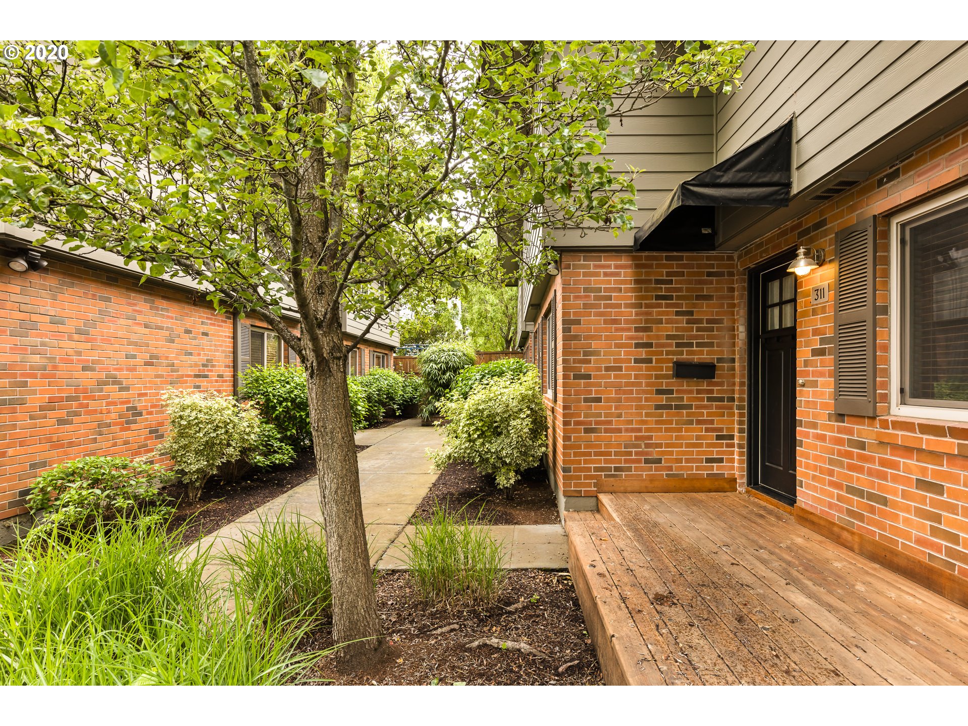 Photo #6: 20469188 Listing 