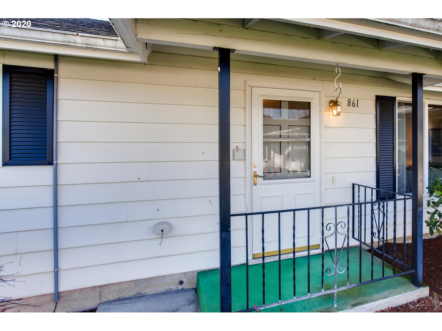 Photo #5: 20469269 Listing 
