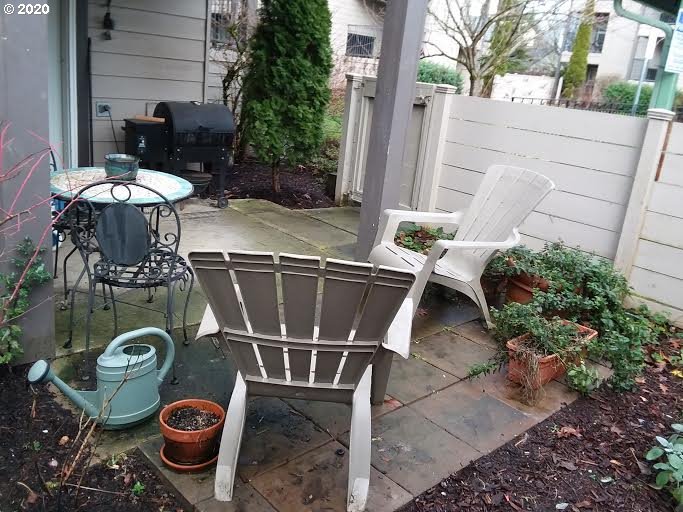 Photo #5: 20470962 Listing 