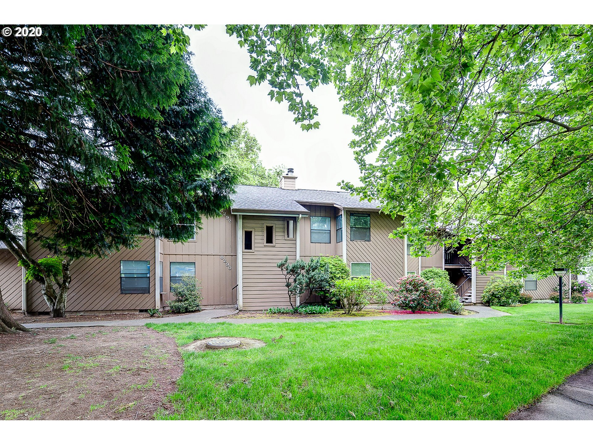 Photo #2: 20471558 Listing 