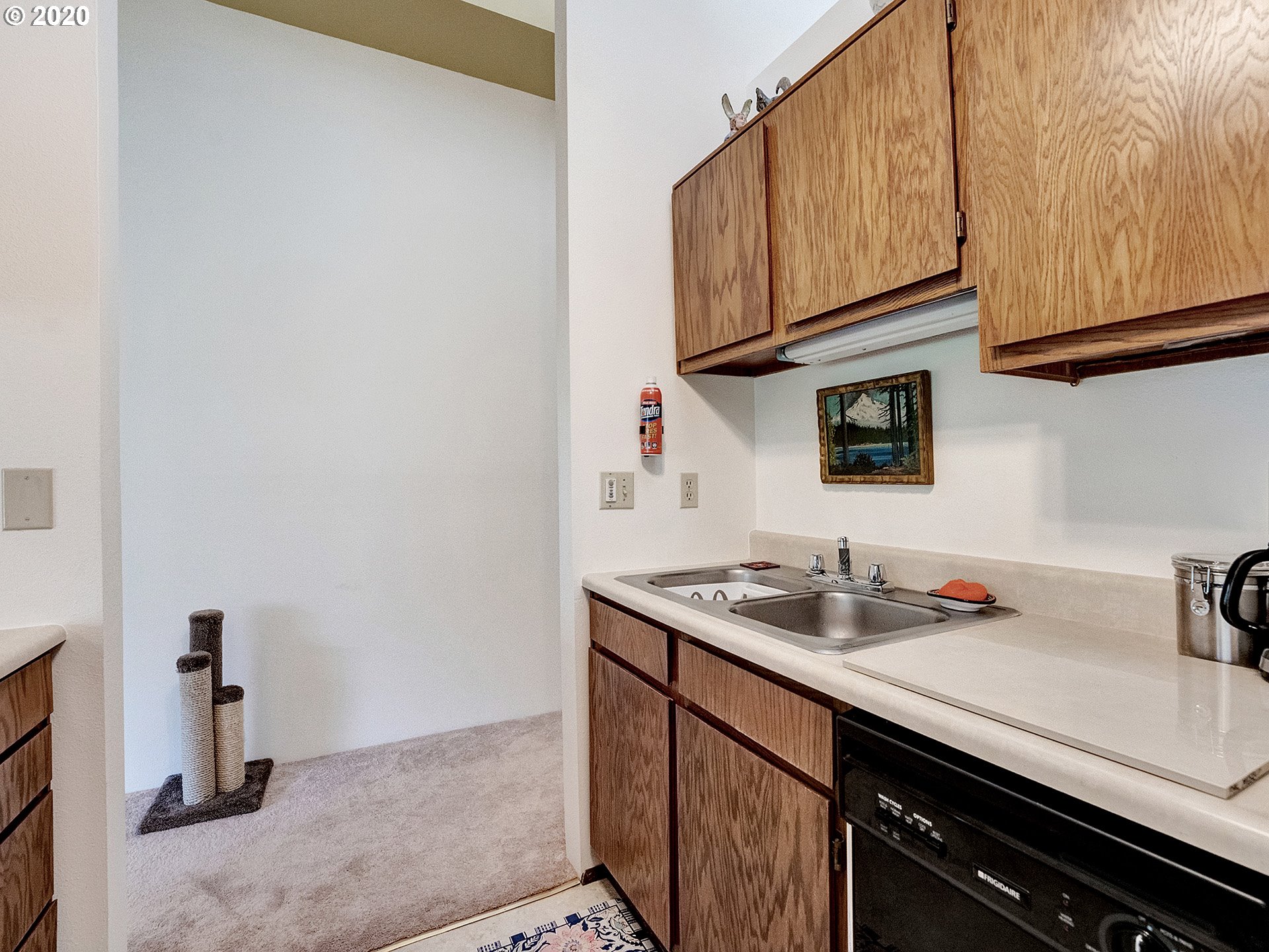Photo #6: 20473054 Listing 