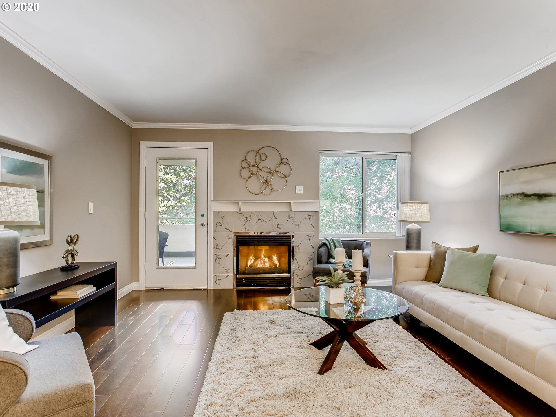 Photo #2: 20476978 Listing 