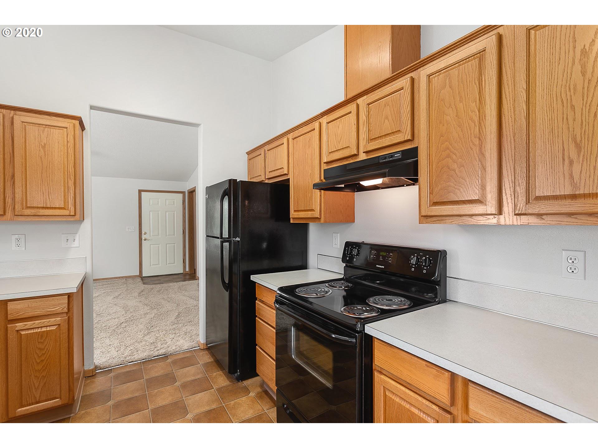 Photo #4: 20481962 Listing 