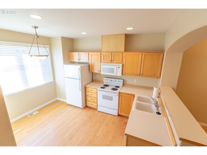 Photo #3: 20485353 Listing 