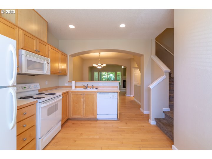 Photo #4: 20485353 Listing 