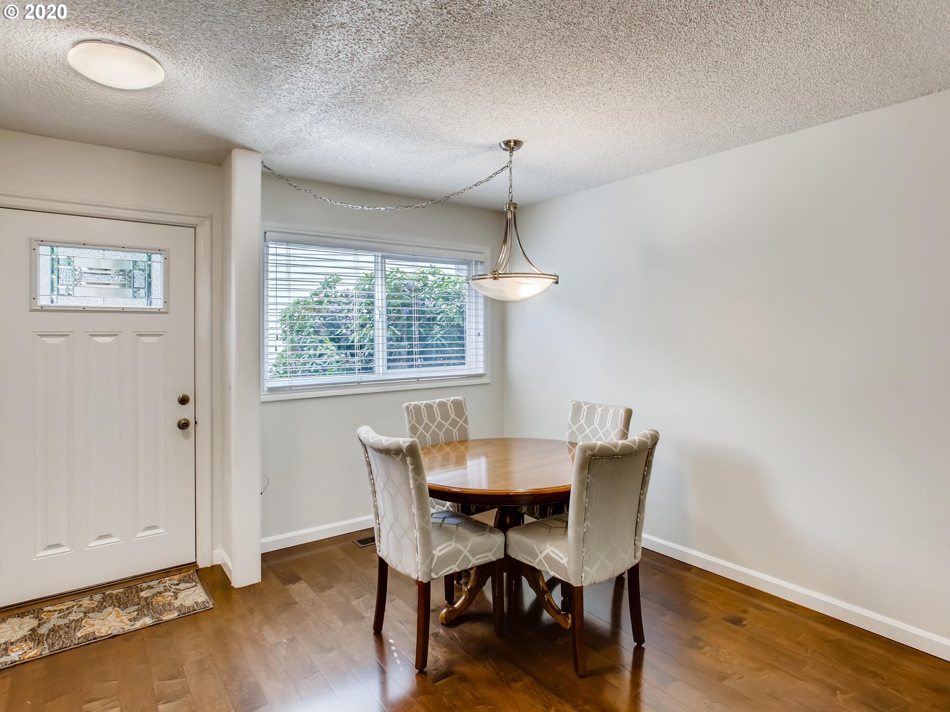 Photo #3: 20488649 Listing 