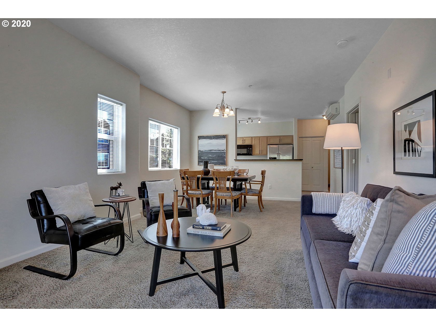 Photo #3: 20489500 Listing 
