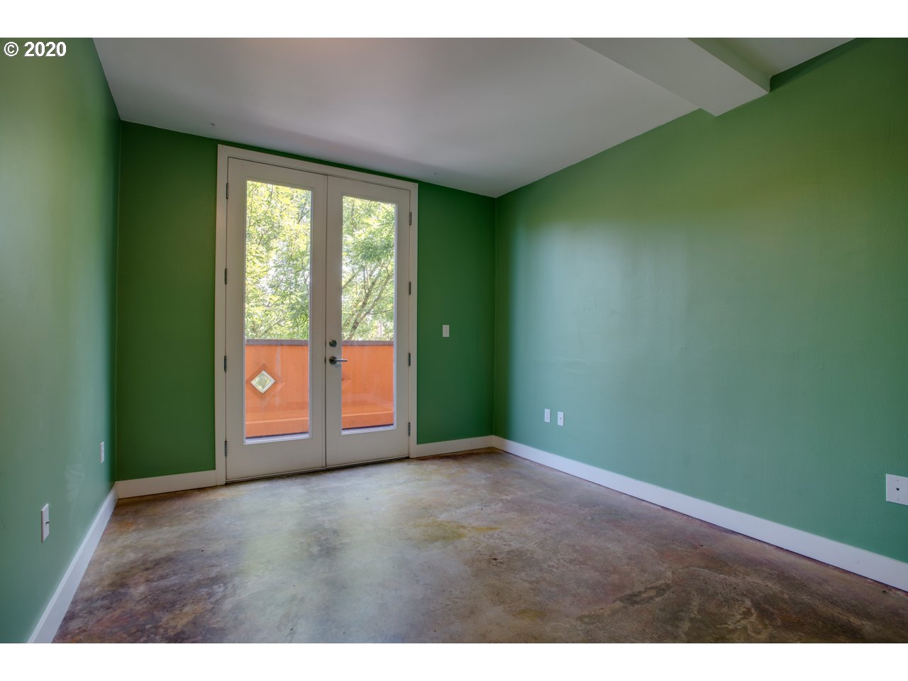 Photo #4: 20489541 Listing 