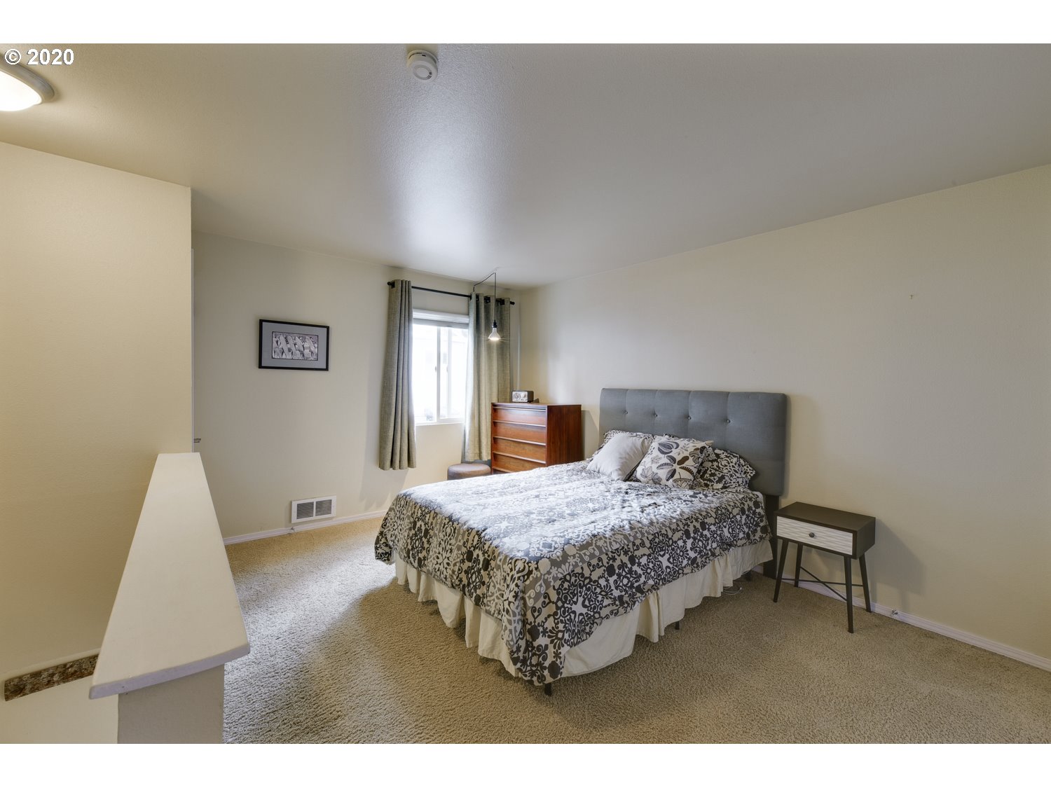 Photo #5: 20490743 Listing 