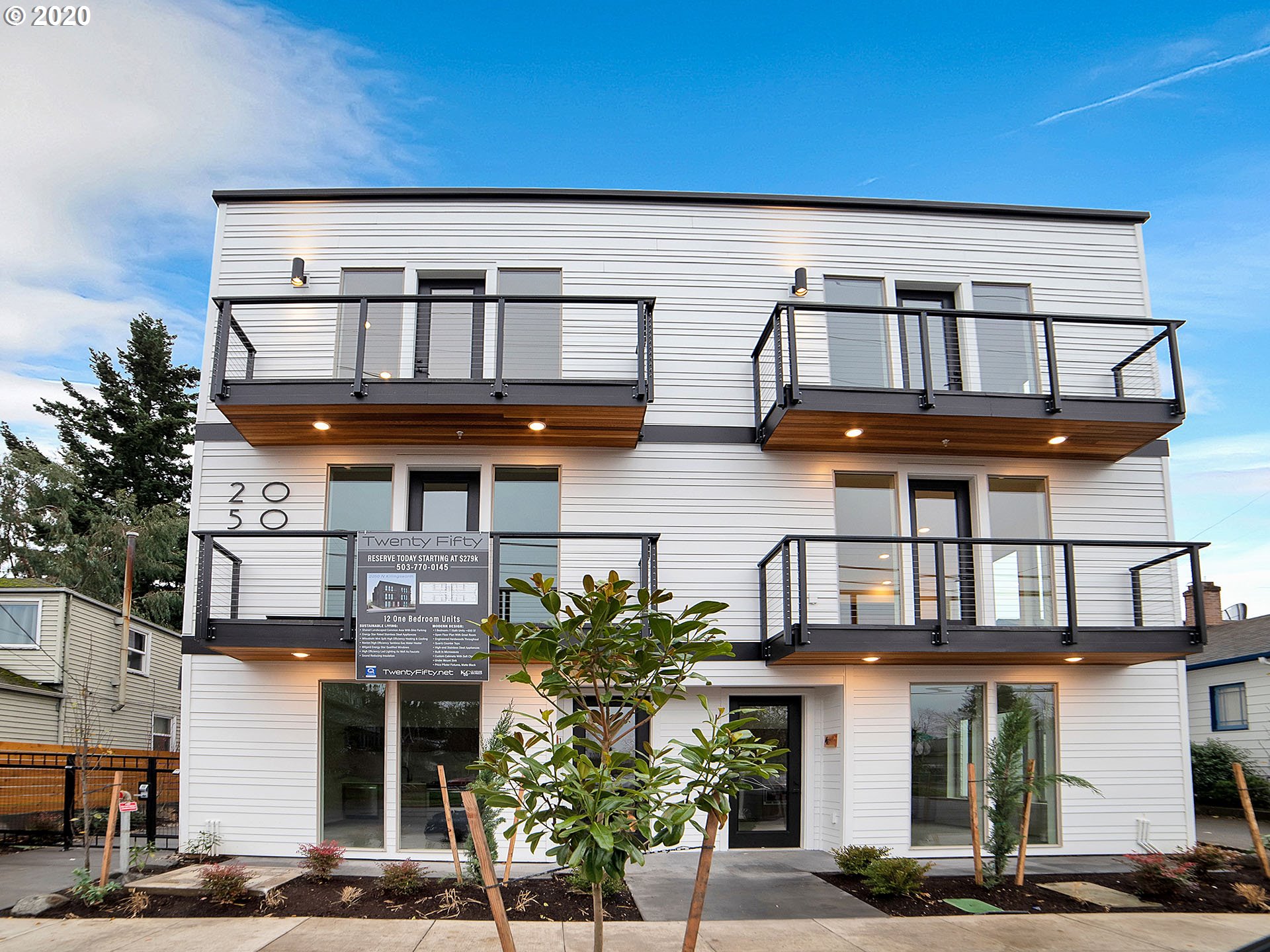 Photo #2: 20492389 Listing 