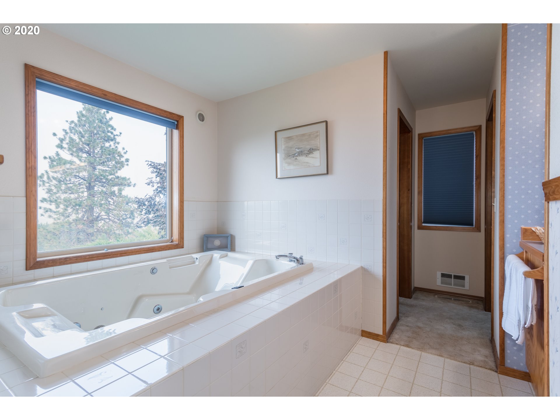 Bathroom, Attached