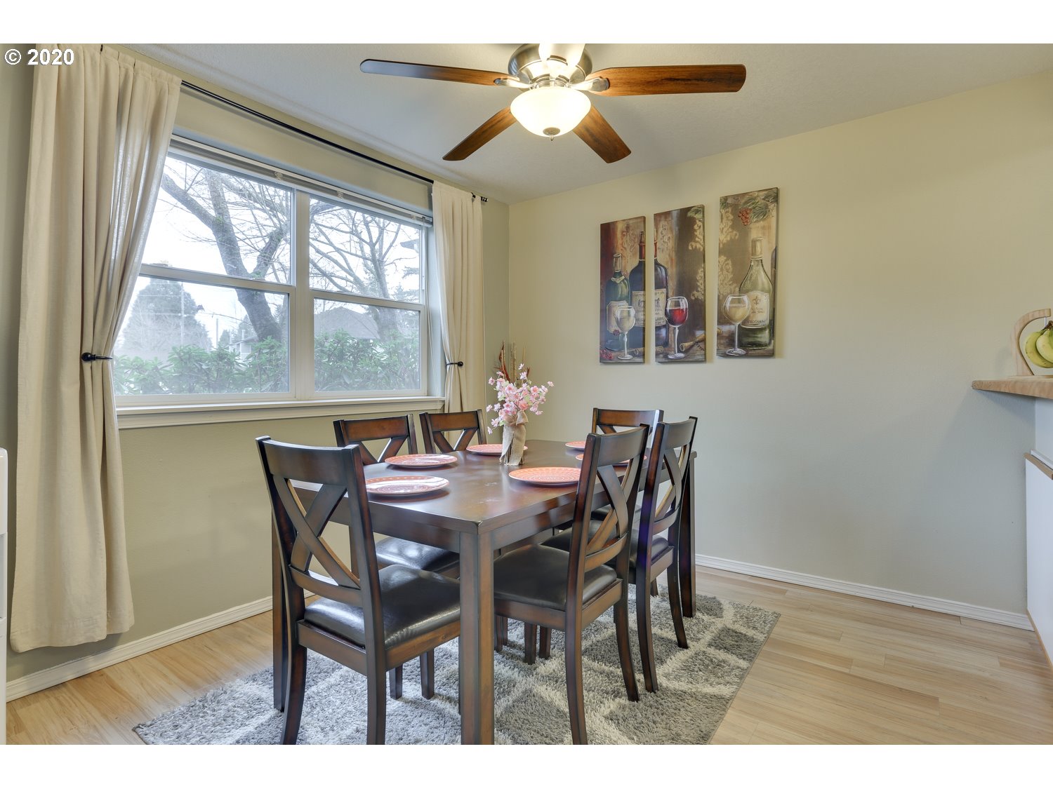 Photo #4: 20493410 Listing 