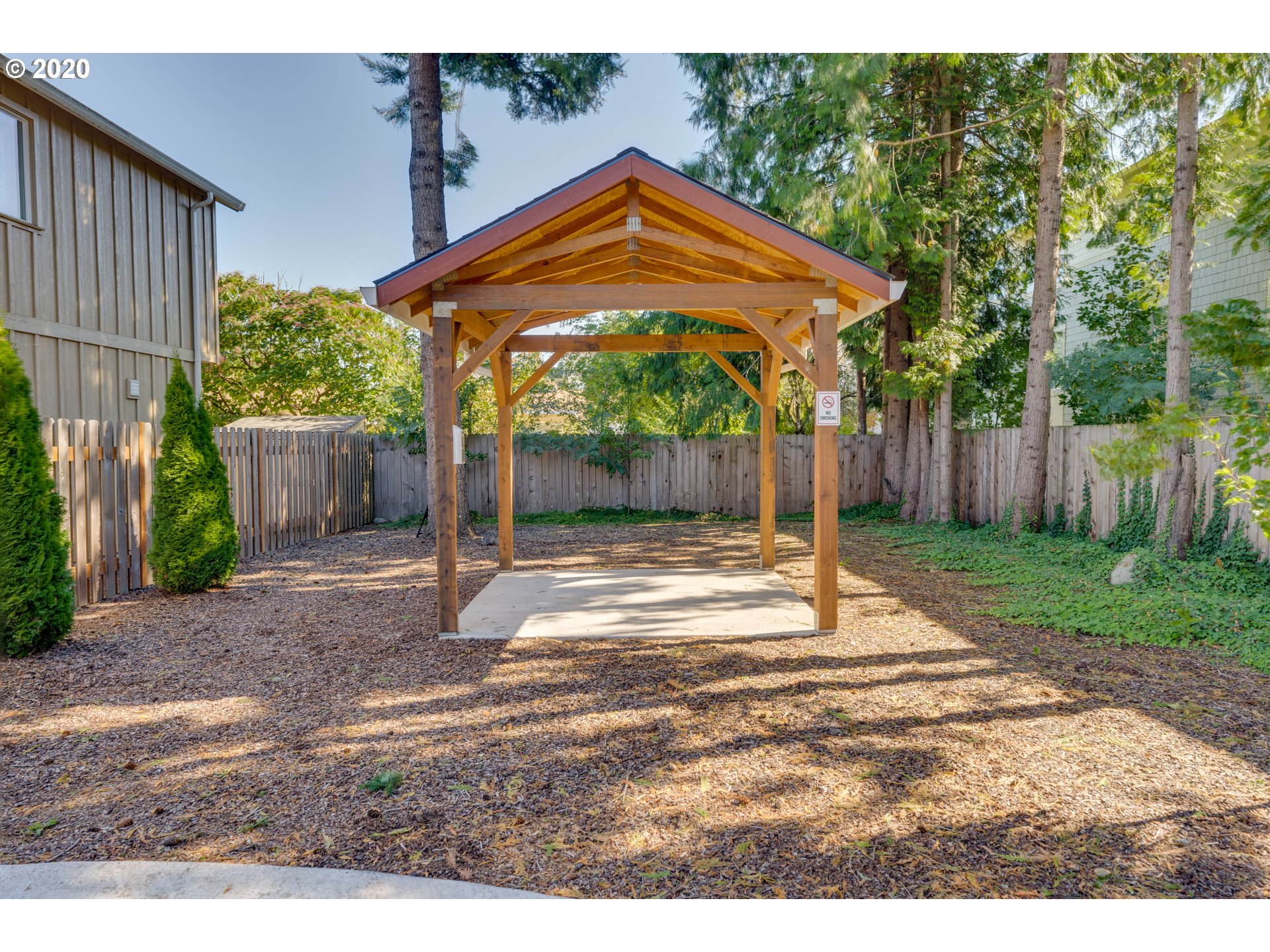 Photo #3: 20494771 Listing 