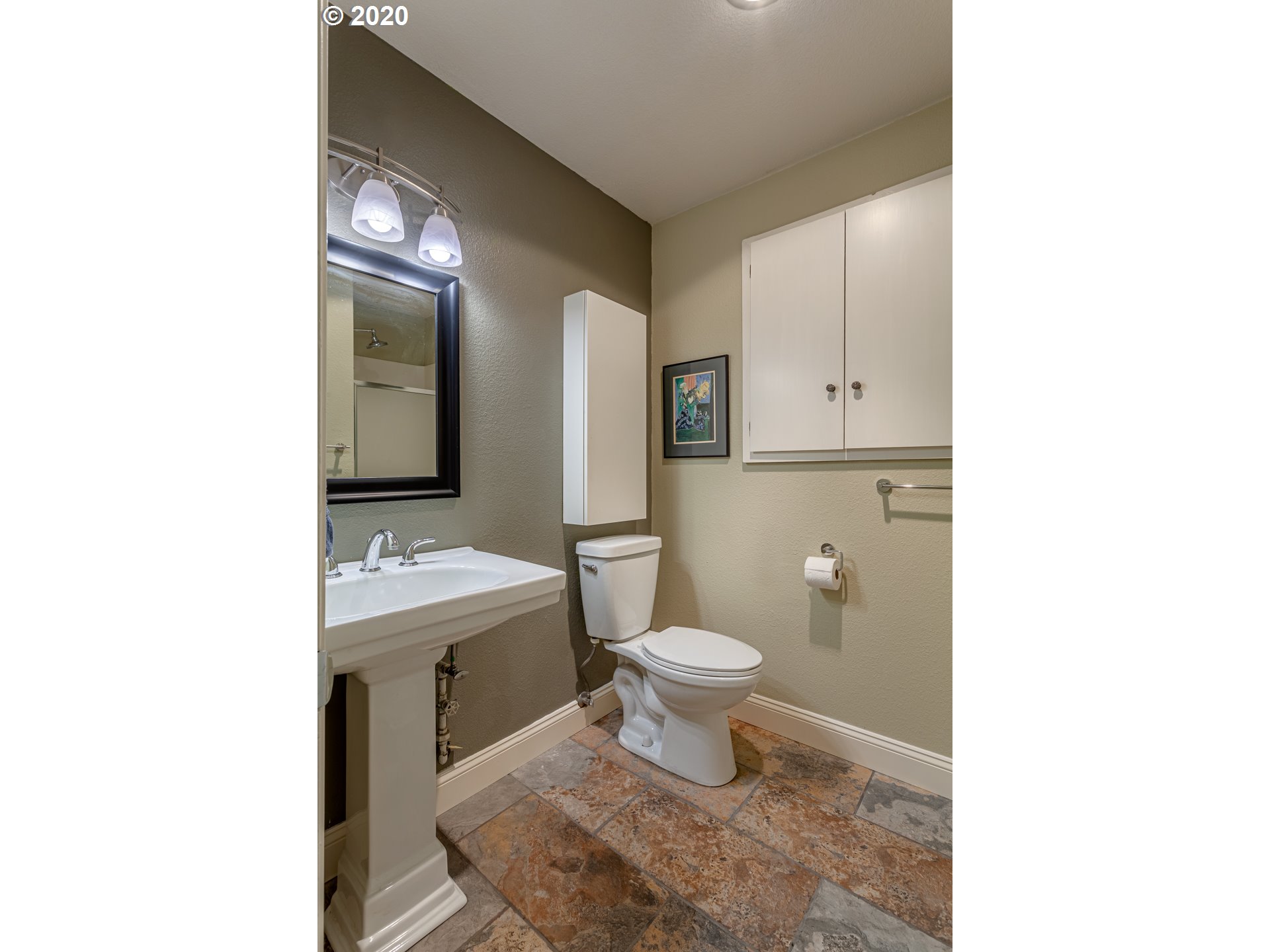 Photo #4: 20494825 Listing 