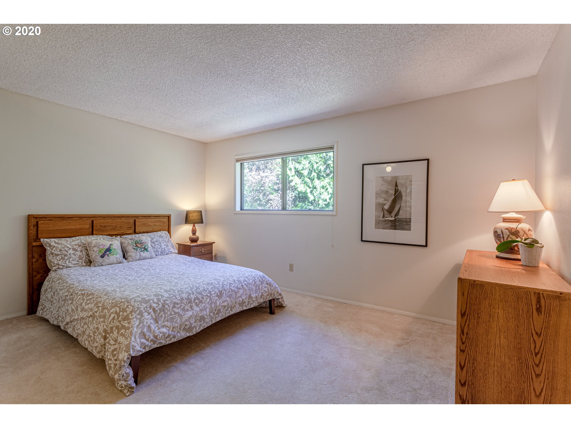 Photo #6: 20494825 Listing 