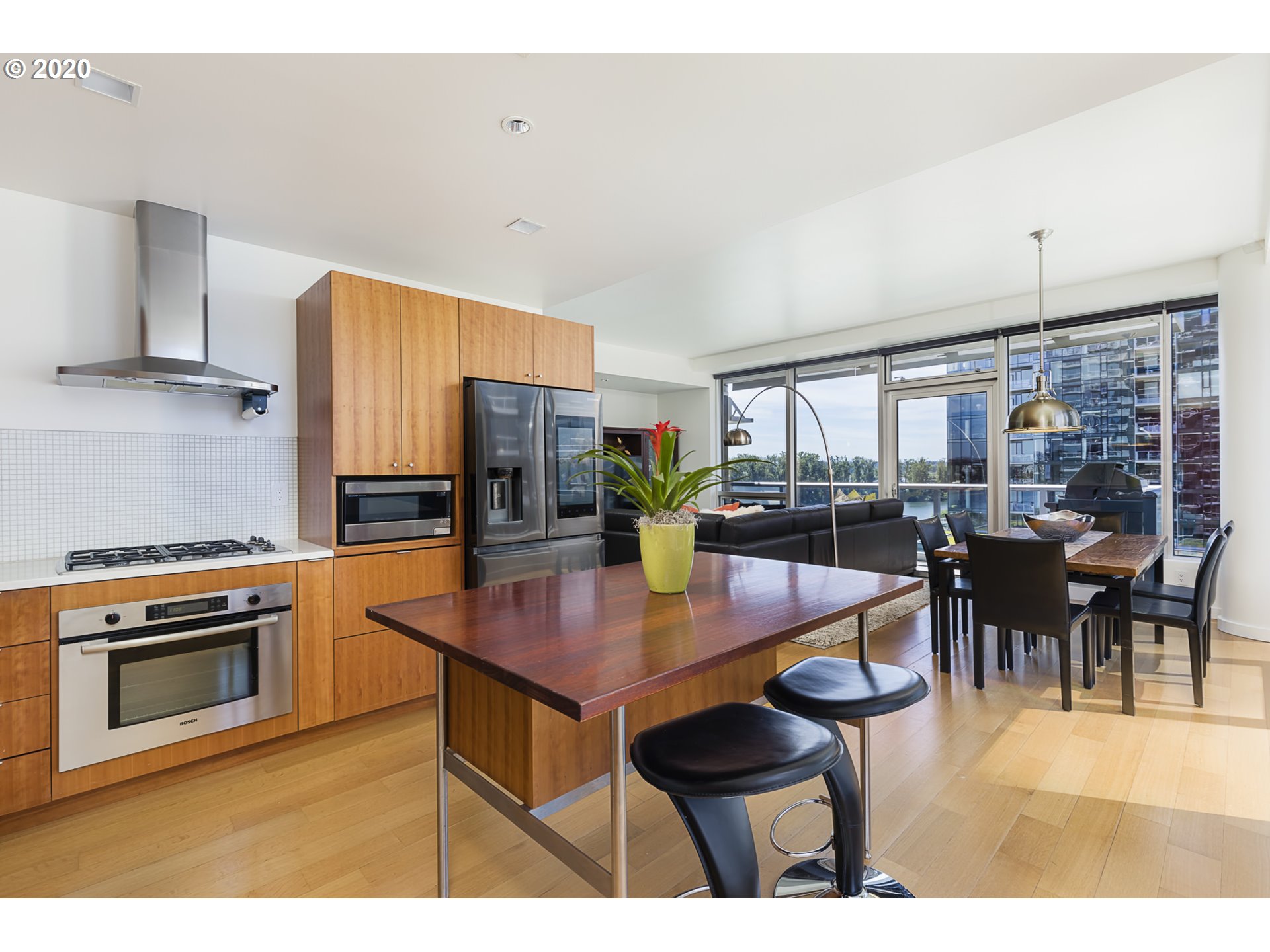 Photo #6: 20495868 Listing 