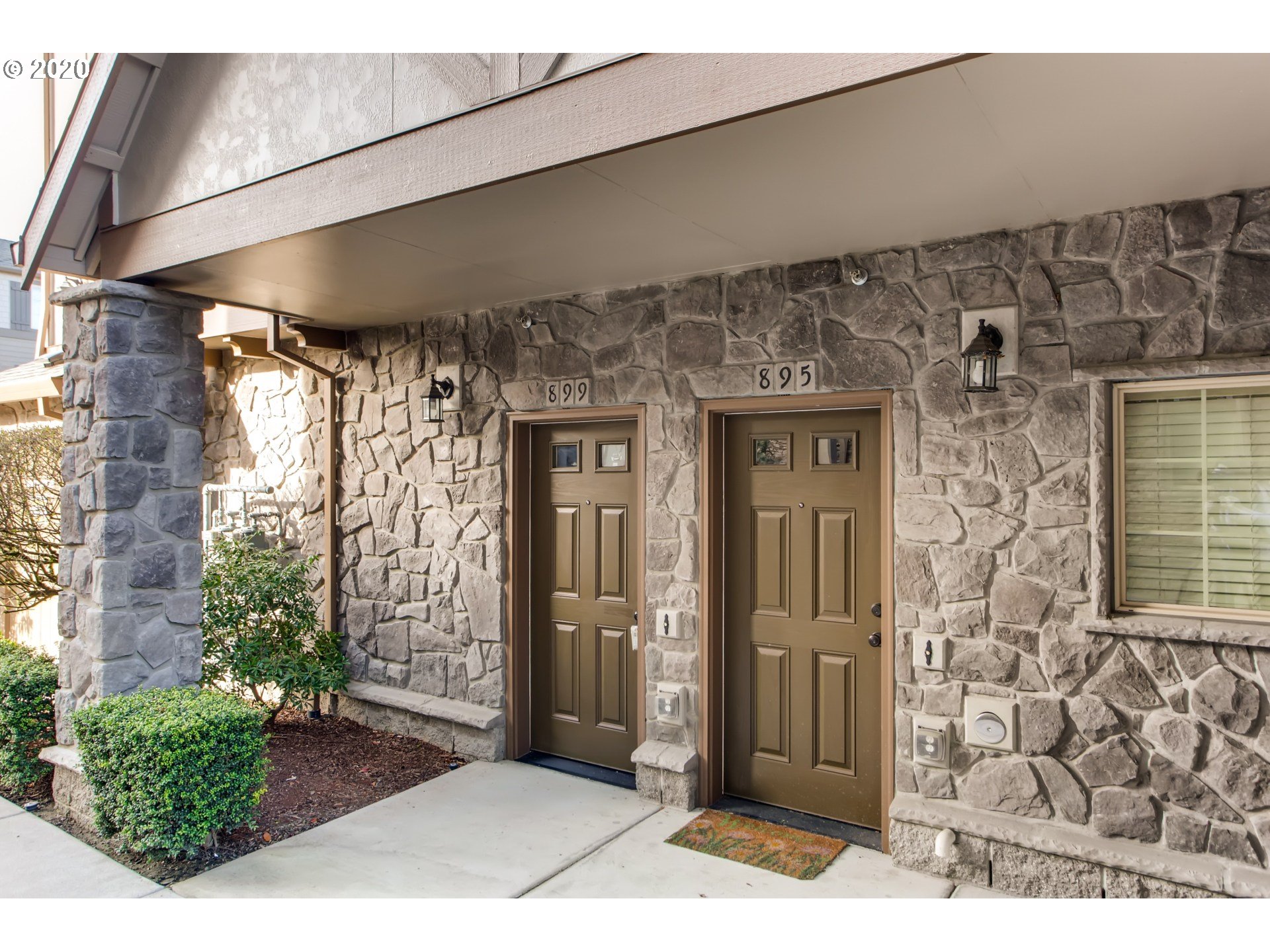 Photo #3: 20496636 Listing 