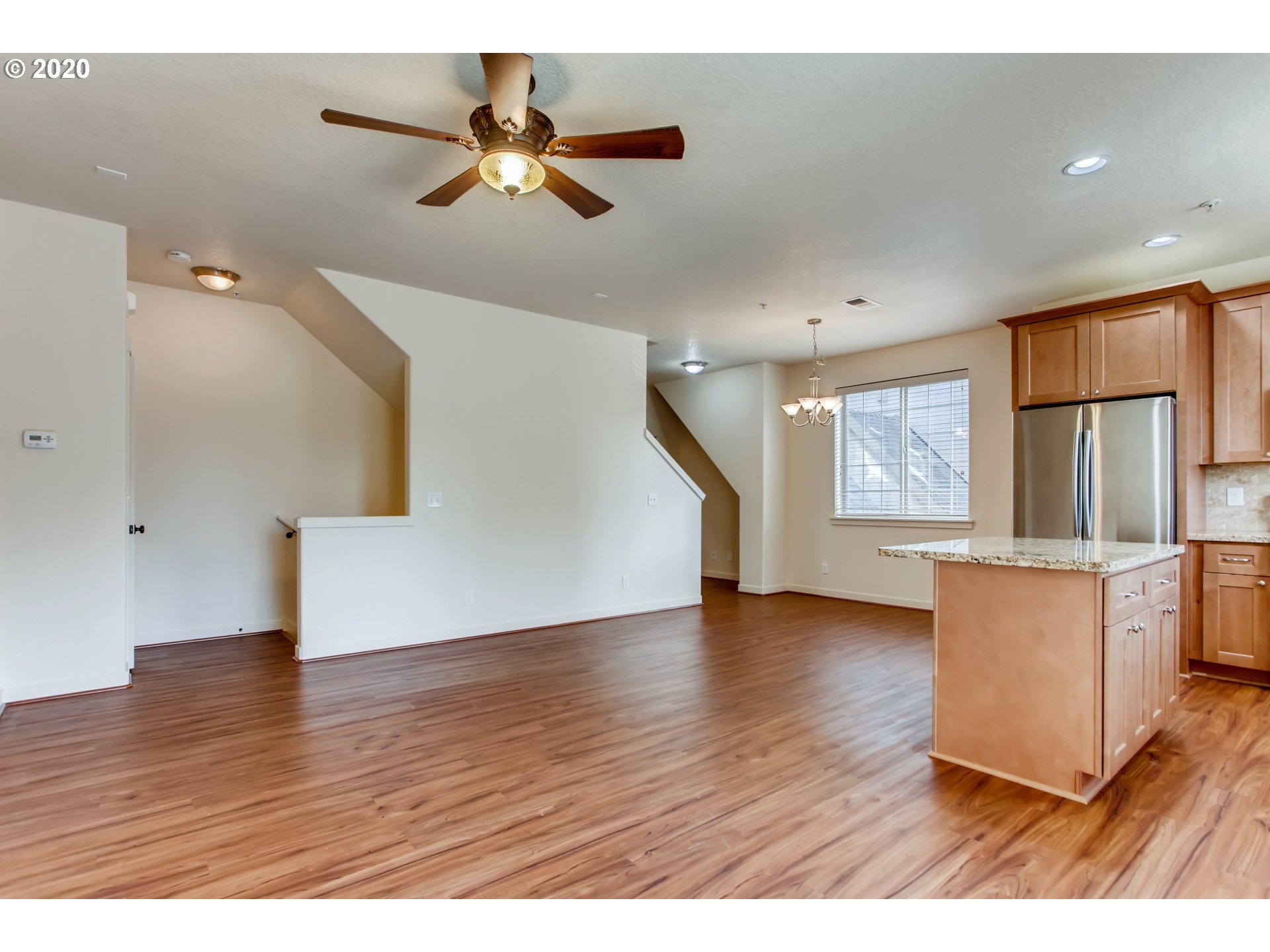 Photo #6: 20496636 Listing 